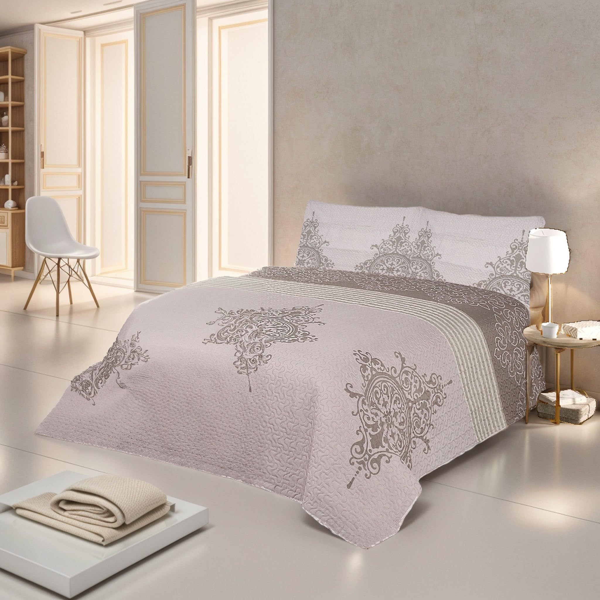 Etrexonline Colcha Bouti 230x260cm Reversible Estampada 100% Microfibra Extra Suave Colcha Cubre Cama Multiusos para Primavera y Verano Incluye 2 Fundas de Cojín, Cama 120/135 - Morado Patrón Floral