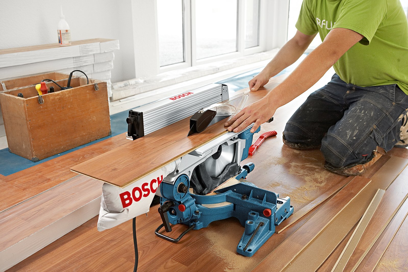 Bosch GTM 12 - Sierra circular (230 V, 22.5 kg, 550 mm, 660 mm)
