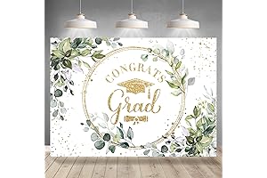 Celebrate the Class of 2023 with an Insta-Worthy Graduation Backdrop