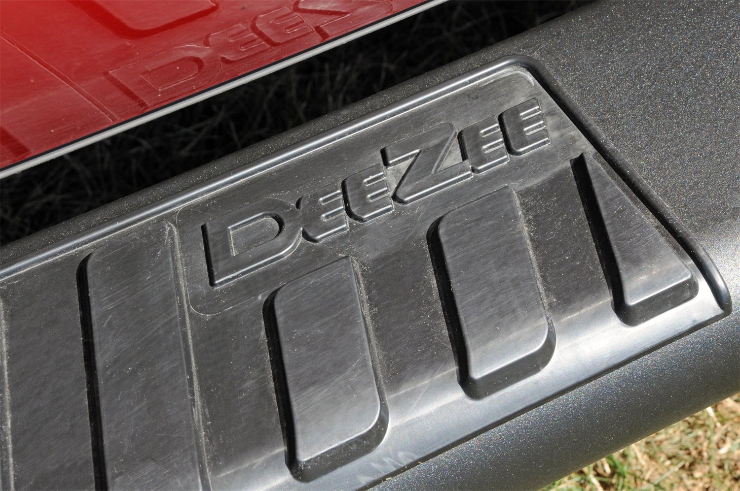 じるで Amazon.com: Dee Zee DZ16111 6