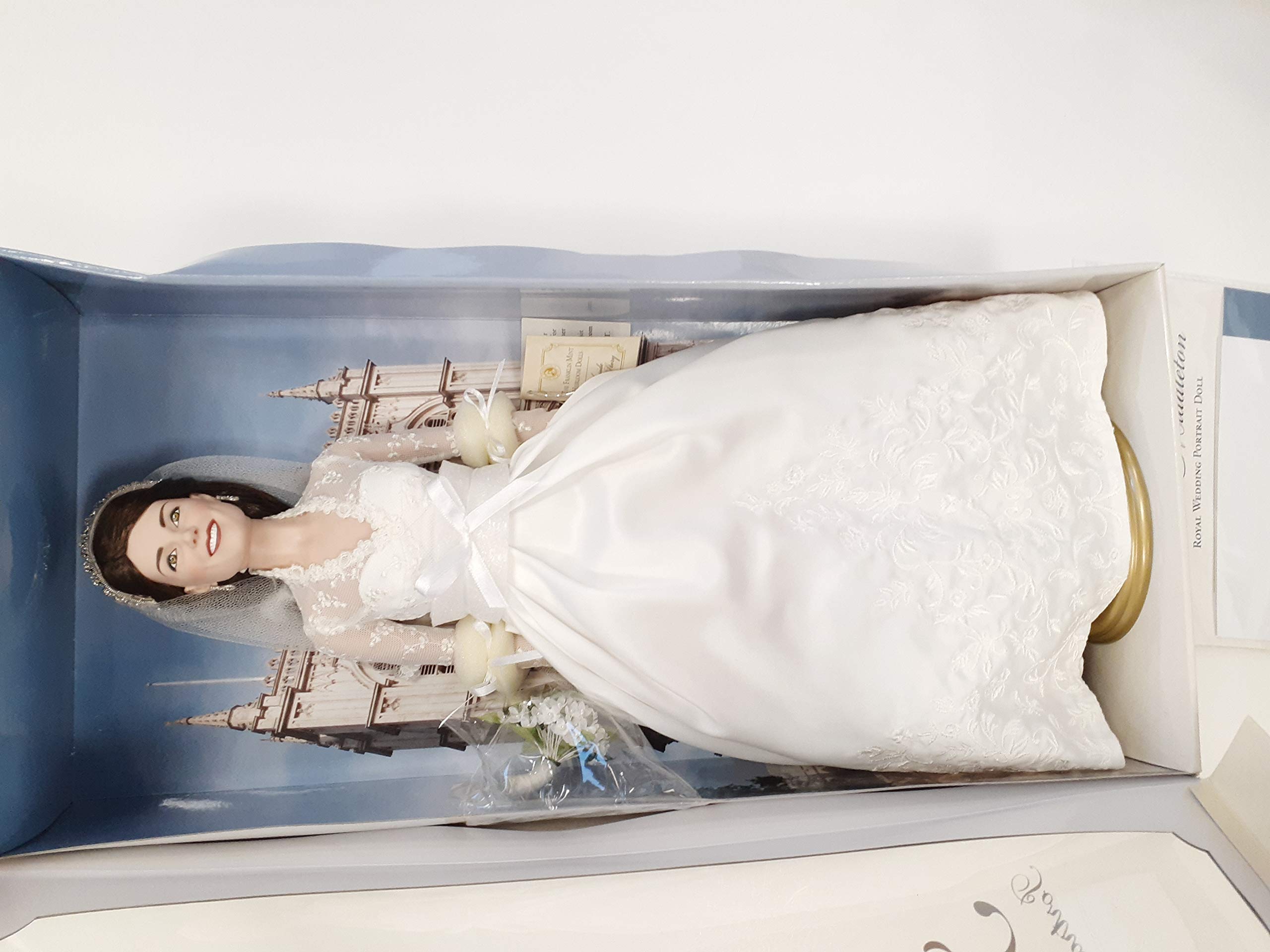 Amazon.com: The Franklin Mint Kate Middleton Royal Wedding Vinyl Portrait  Doll : Home & Kitchen