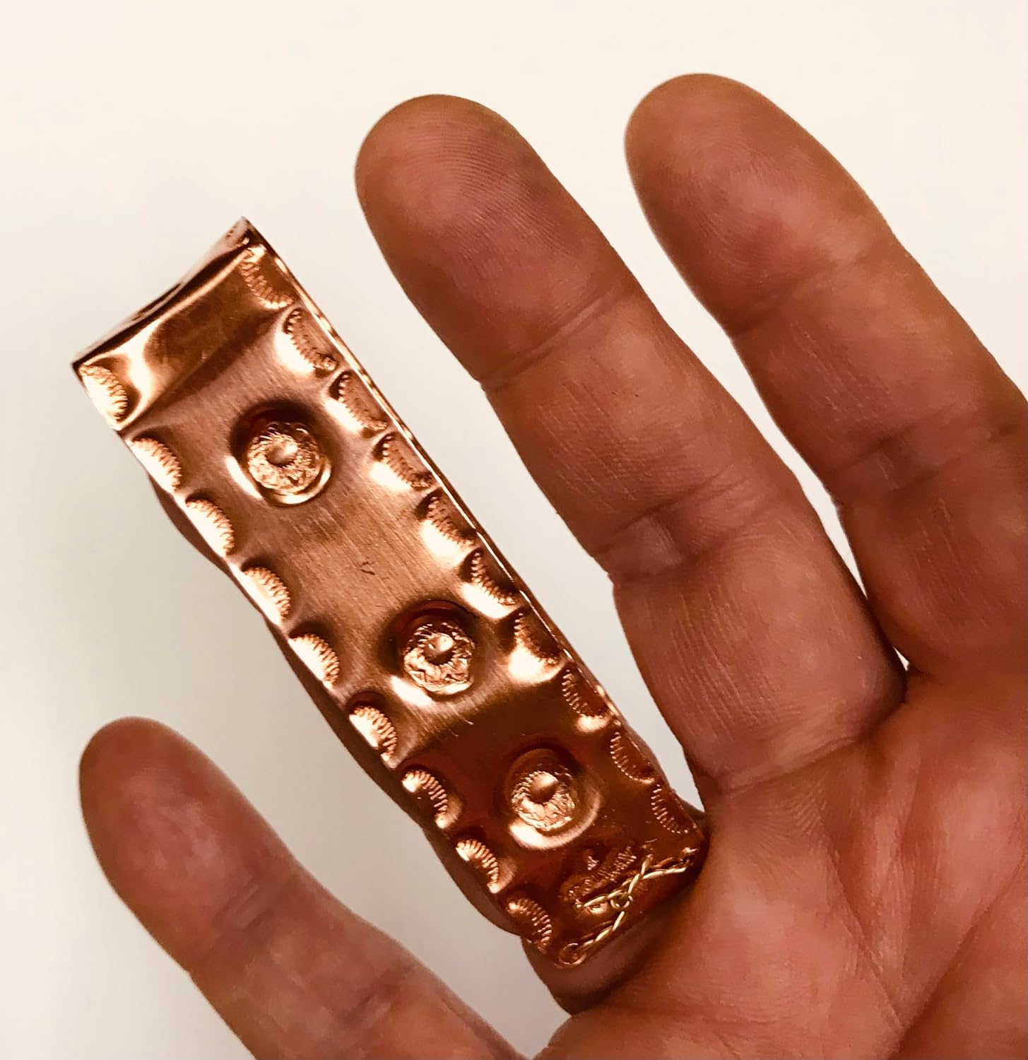 Therapeutic Pure Copper Finger Splint
