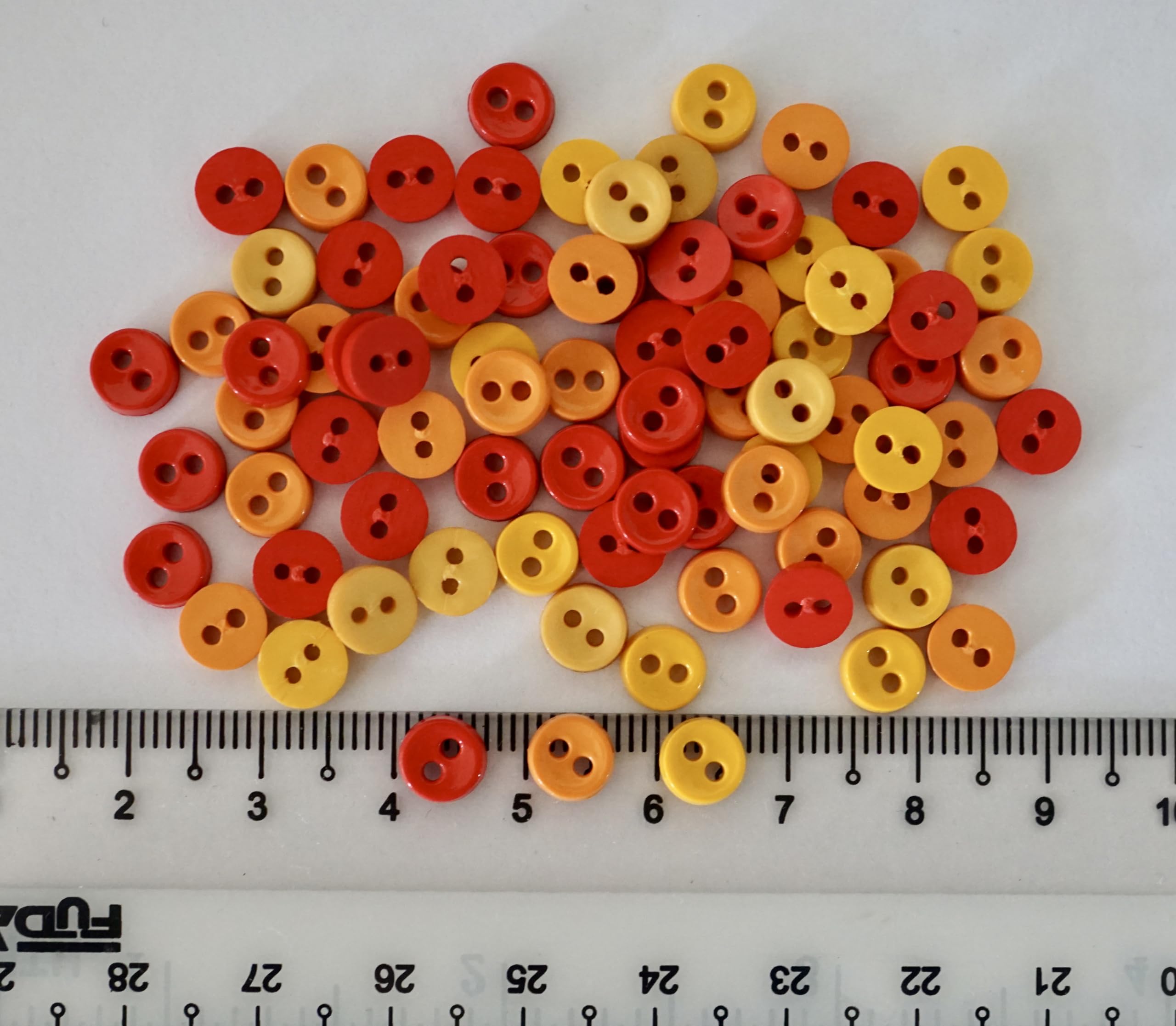 little suzie TIGHT HEM BUTTON TUBE イエロー Amazon.co.jp: 100個 小さなボタン、マイクロボタン 2穴 サイズ6mm