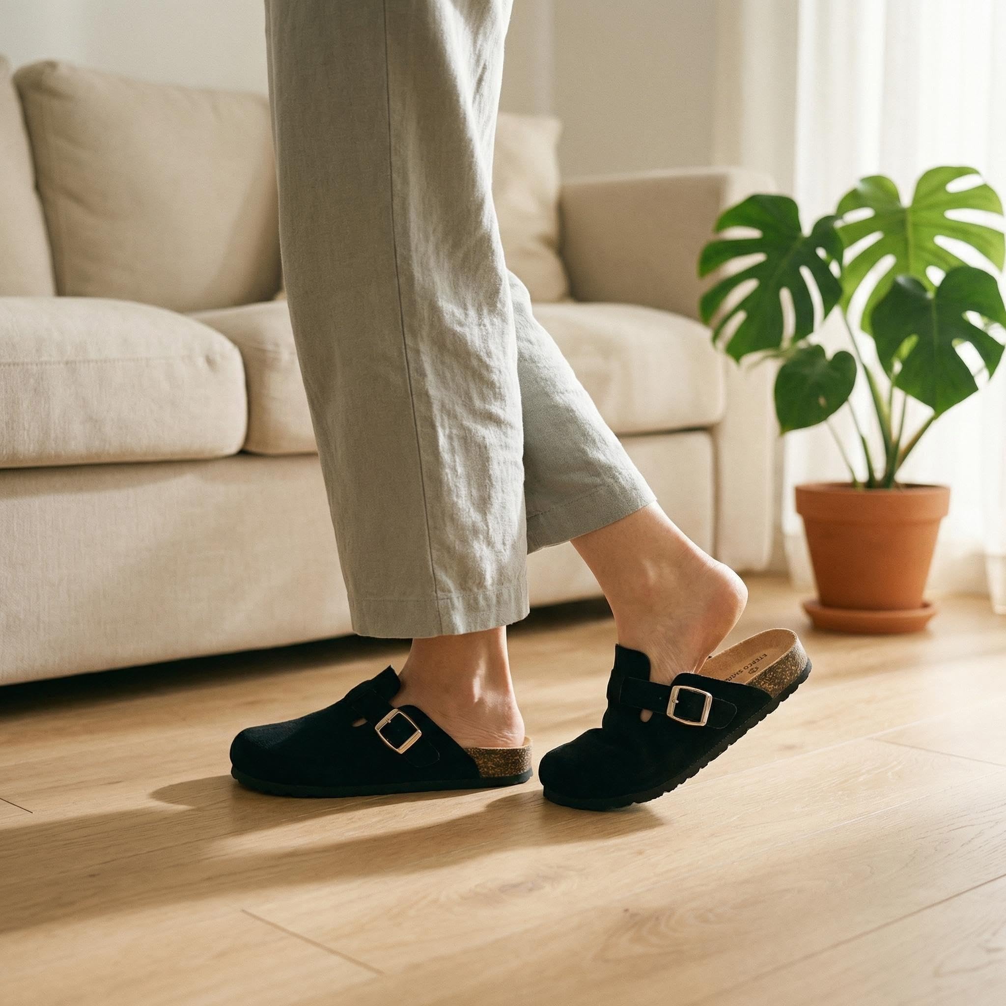 Zuecos Mules Mujer Cómodos de Corcho Cerrados con Hebilla Ajustable Pantuflas Antideslizantes para Casa Trabajo Jardín, Sandalias Casual Negro Marrón Beige 36-41