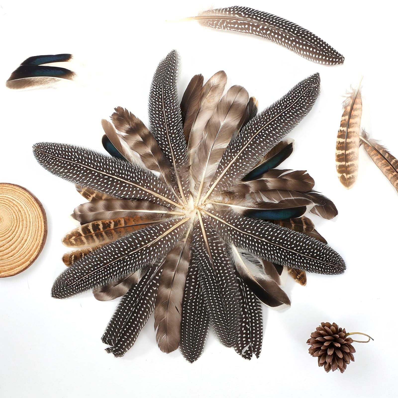 MHYMX Veren om te knutselen, 100 stuks knutselveren, kleurrijke veren, knutselen, kunstveren voor doe-het-zelf oorringen, bruiloft, dromenvanger, haaraccessoires, maskers, hoofdtooienveren