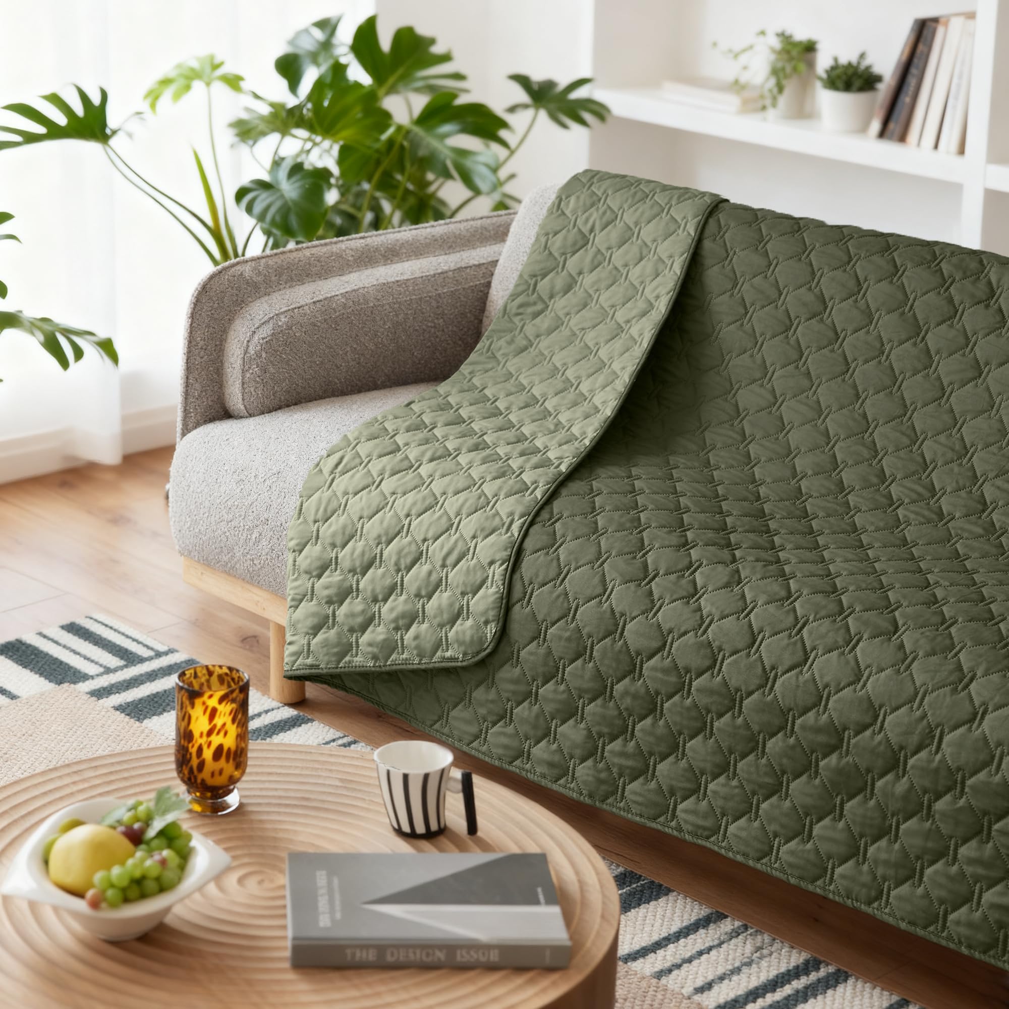 gogobunny 100 % doppelseitige wasserdichte Hundedecke, weicher Haustierbettbezug, wendbar, schützt Möbel, Couch, Sofa, Auto für Welpen, große Hunde, Katzen (Dunkeloliv/Helloliv, 132 x 203 cm (1 Stück)