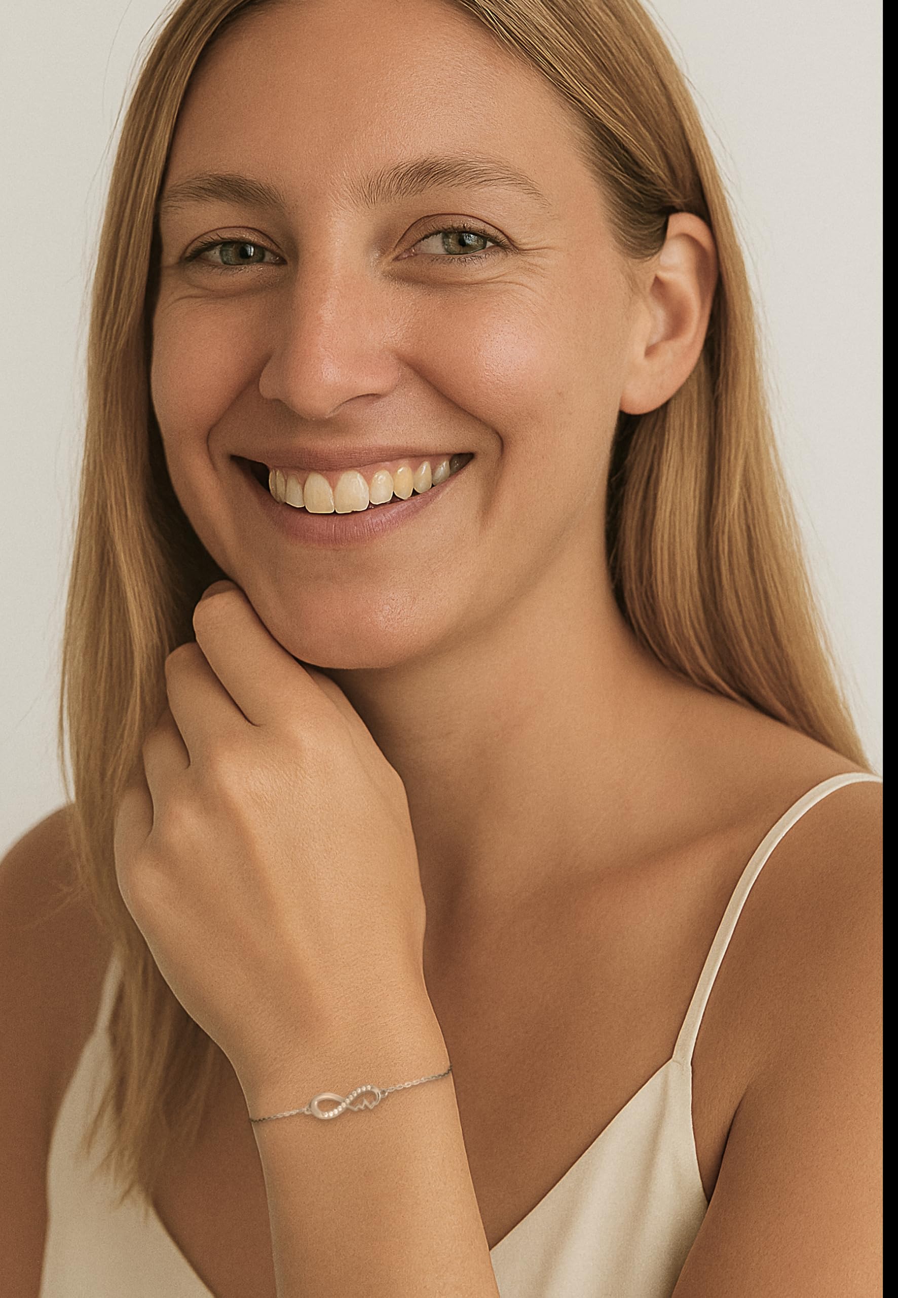 Sofia Milani - Damen Armband 925 Silber - mit Zirkonia Steinen - Unendlich Infinity Anhänger