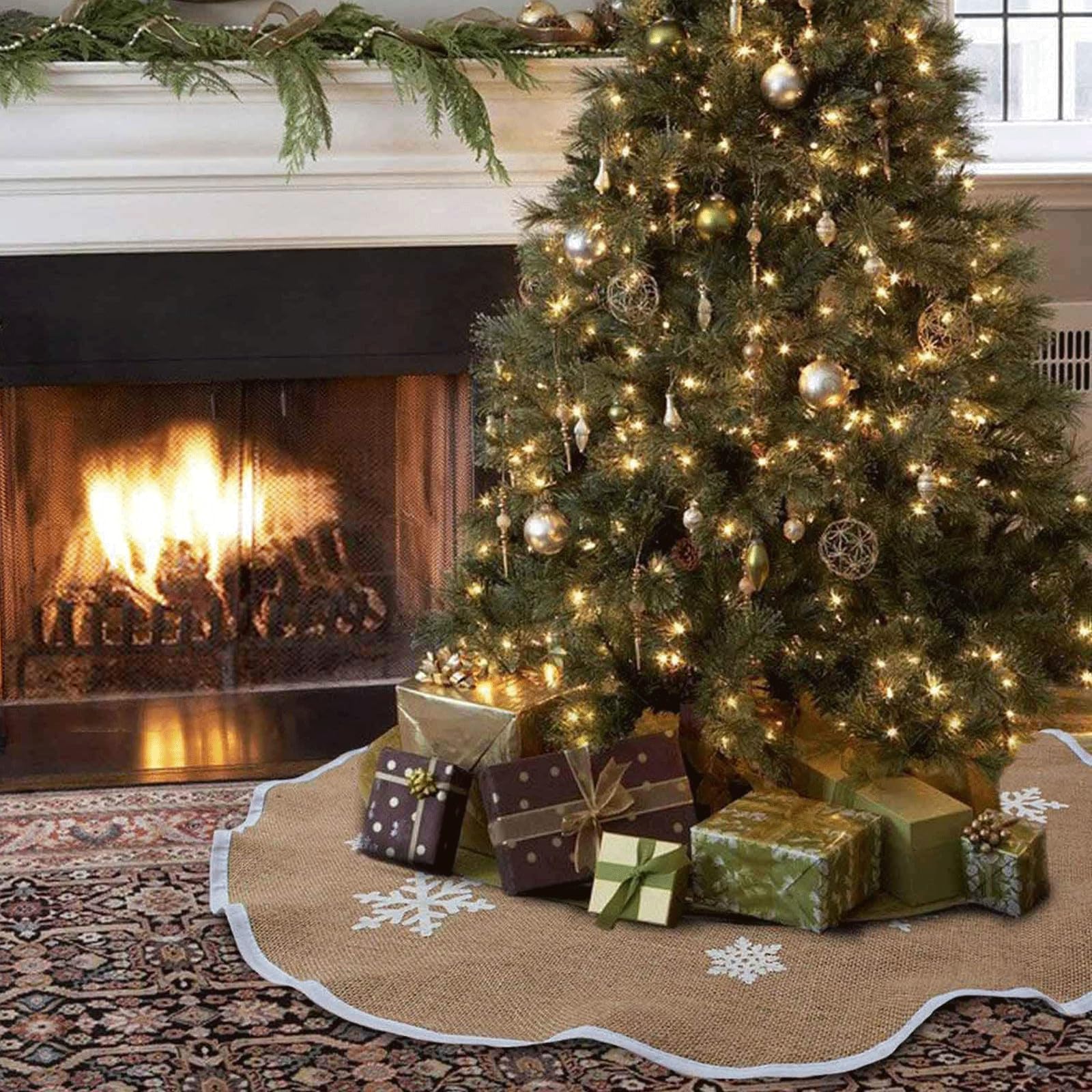 Gonna Albero di Natale Gonna per Albero di Natale Beige con Fiocco Di Neve Bianco Stampato Tappeto Rotondo per Albero di Natale Gonna per Albero di Natale 120 cm