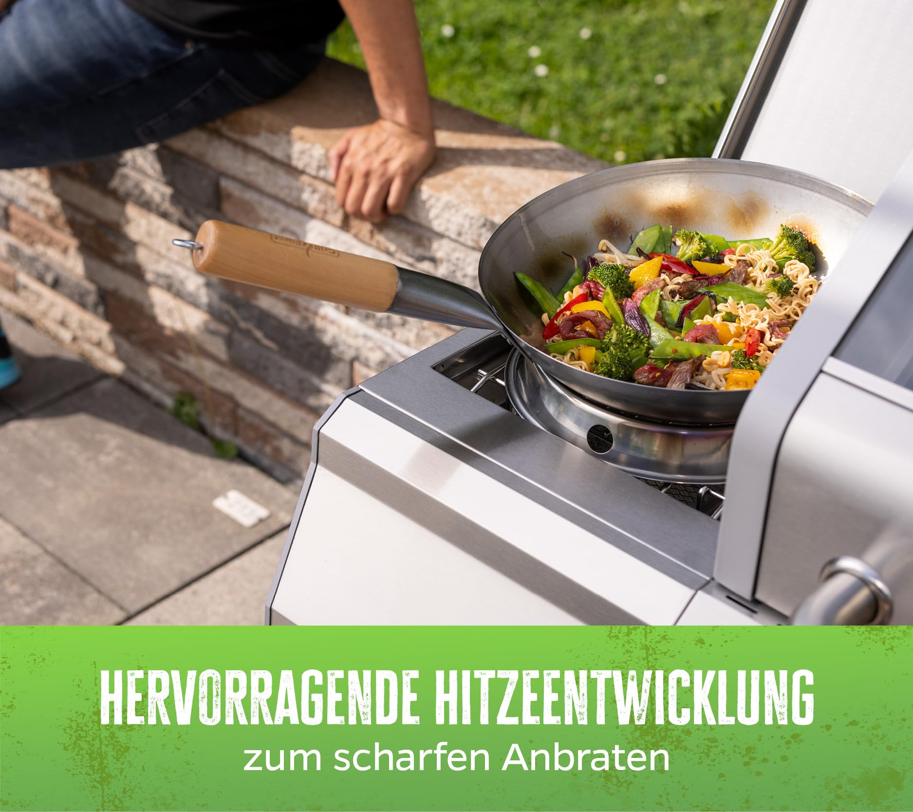 Grillfürst Wok Pfanne aus Edelstahl Ø 30 cm - mit Holzgriff - Edelstahlpfanne mit rundem Pfannenboden - ideal für Seitenkocher eines Grills oder Gasherd, inkl. Wok-Ring