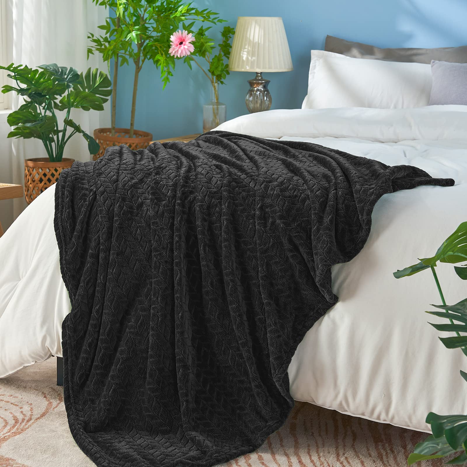 BIWOTU Funny Scorpion Flannel Blanket - Ultra Soft, Lightweight Throw, 80x60 Inches