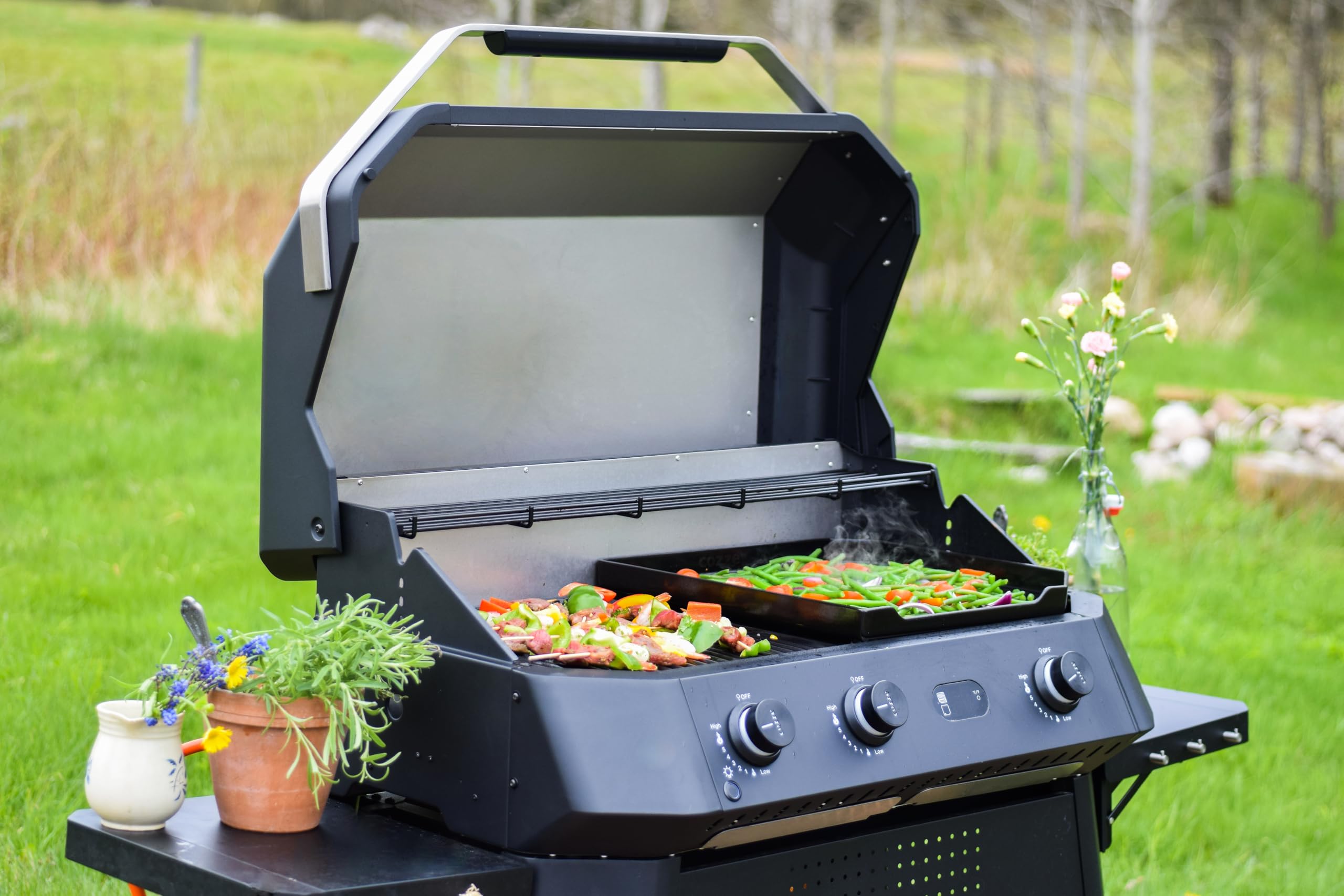Cozze G-800 Combo Plancha-Grill a Gas 30 mbar, 3 Bruciatori 9,5 kW, Griglia + Piastra in Ghisa Smaltata, 2 Termometri Digitali, per Cucina Outdoor