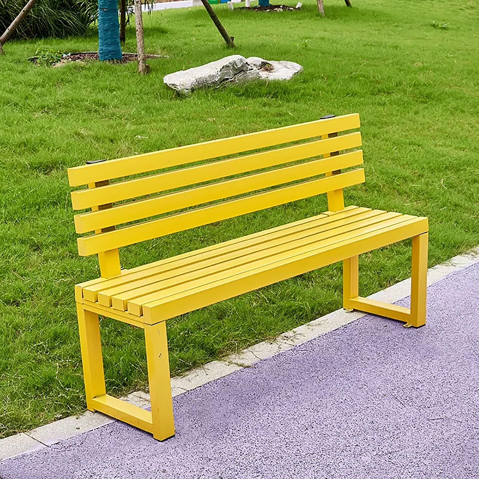 Banc de jardin en métal noir au design épuré et finitions haut de gamme pour terrasse élégante