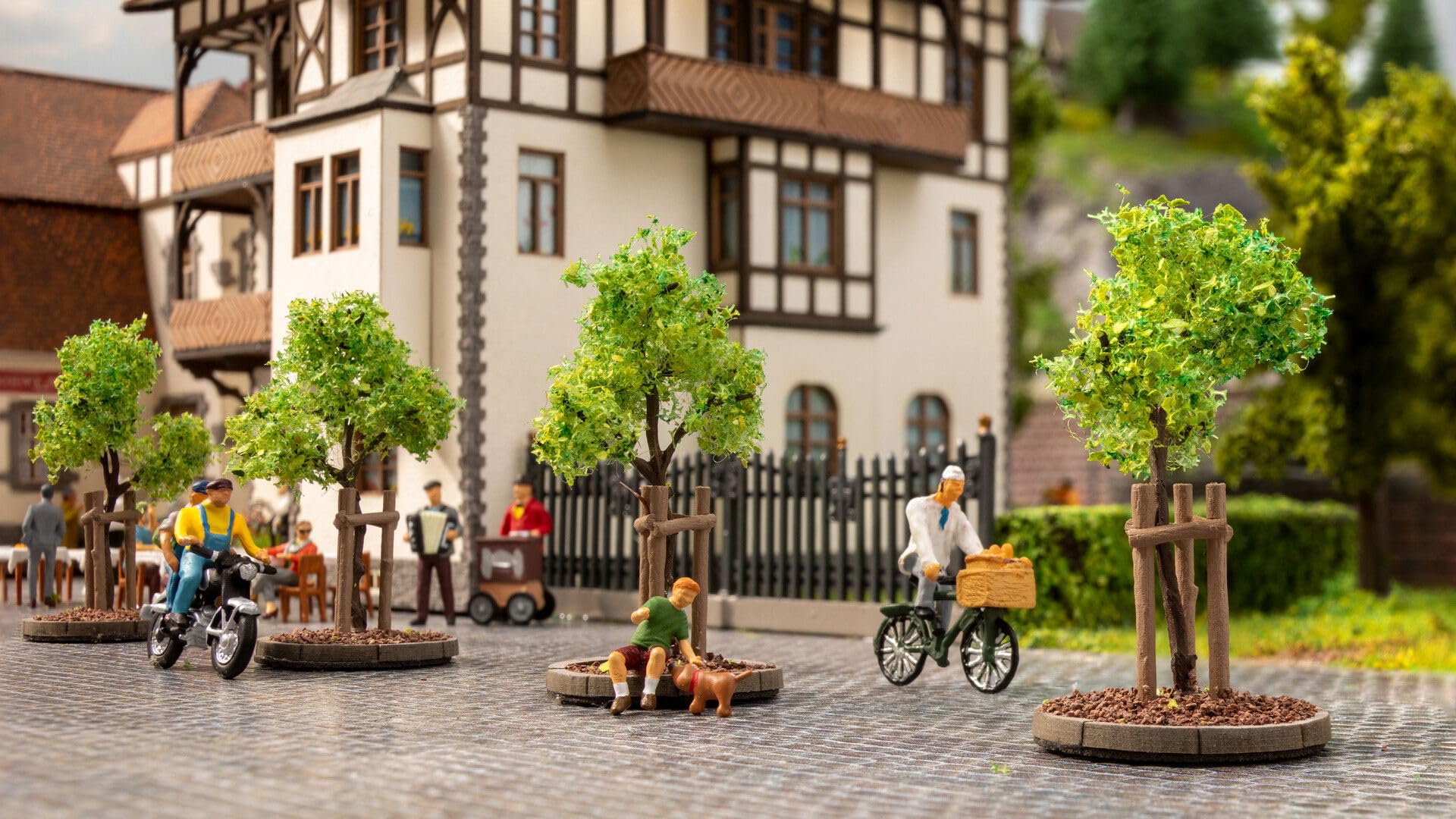 Noch 21538 Boy Trees with Tree Supports, Multi-Colour, Multicoloured, Small - Image 2