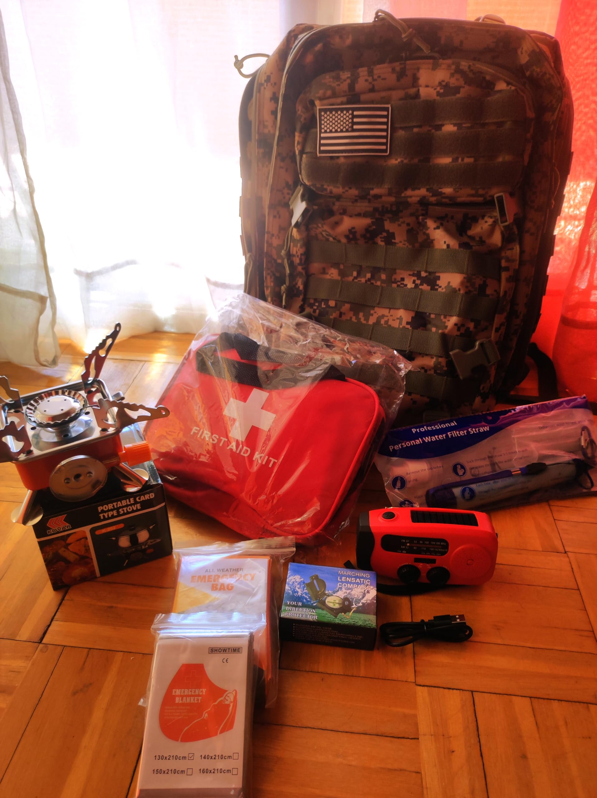 Kit Supervivencia Especial apagon Completo! Mochila potabilizador Camping Gas Radio a manivela Linterna etc