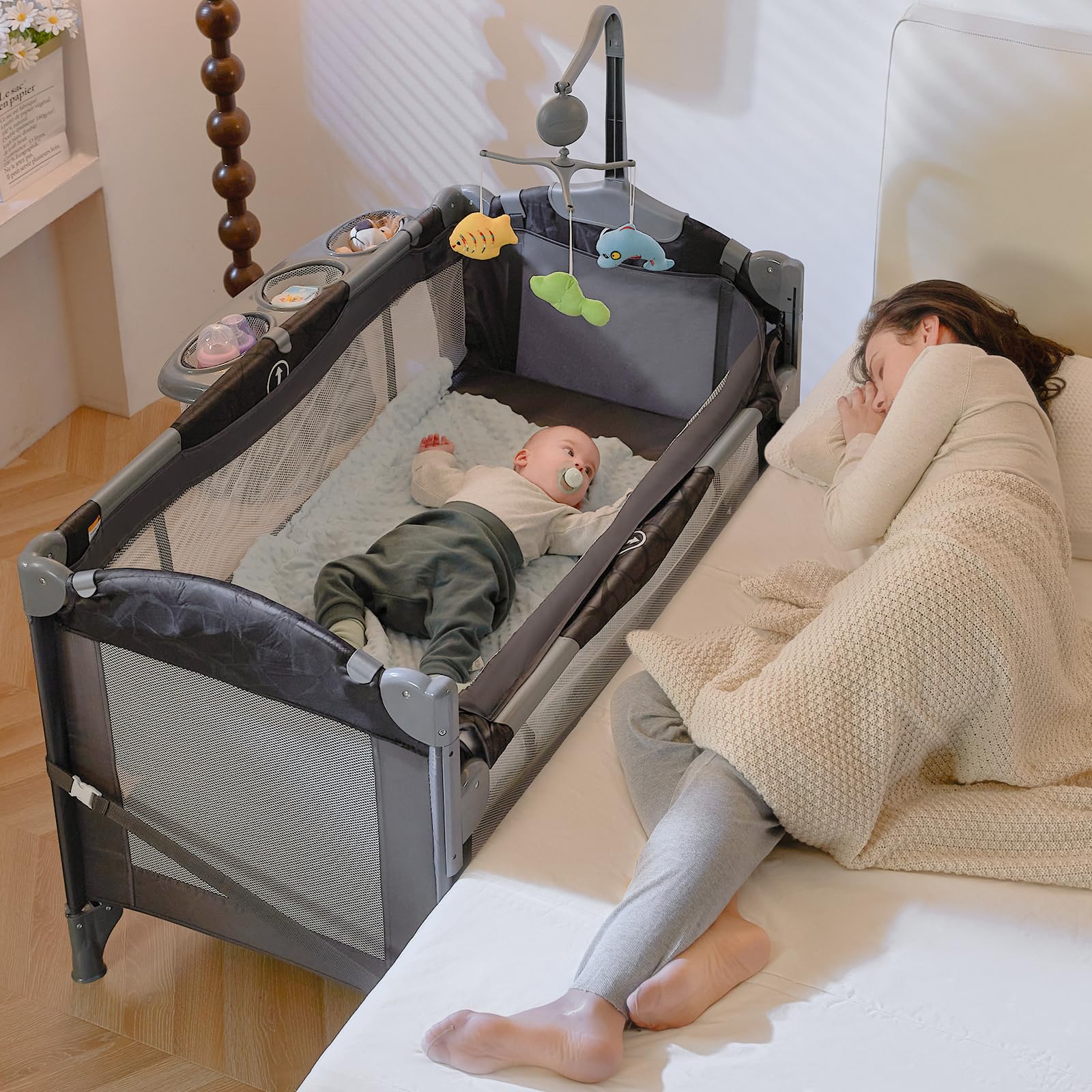 Ronbei Baby Bedside Sleeper Bassinet Playpen Playards With