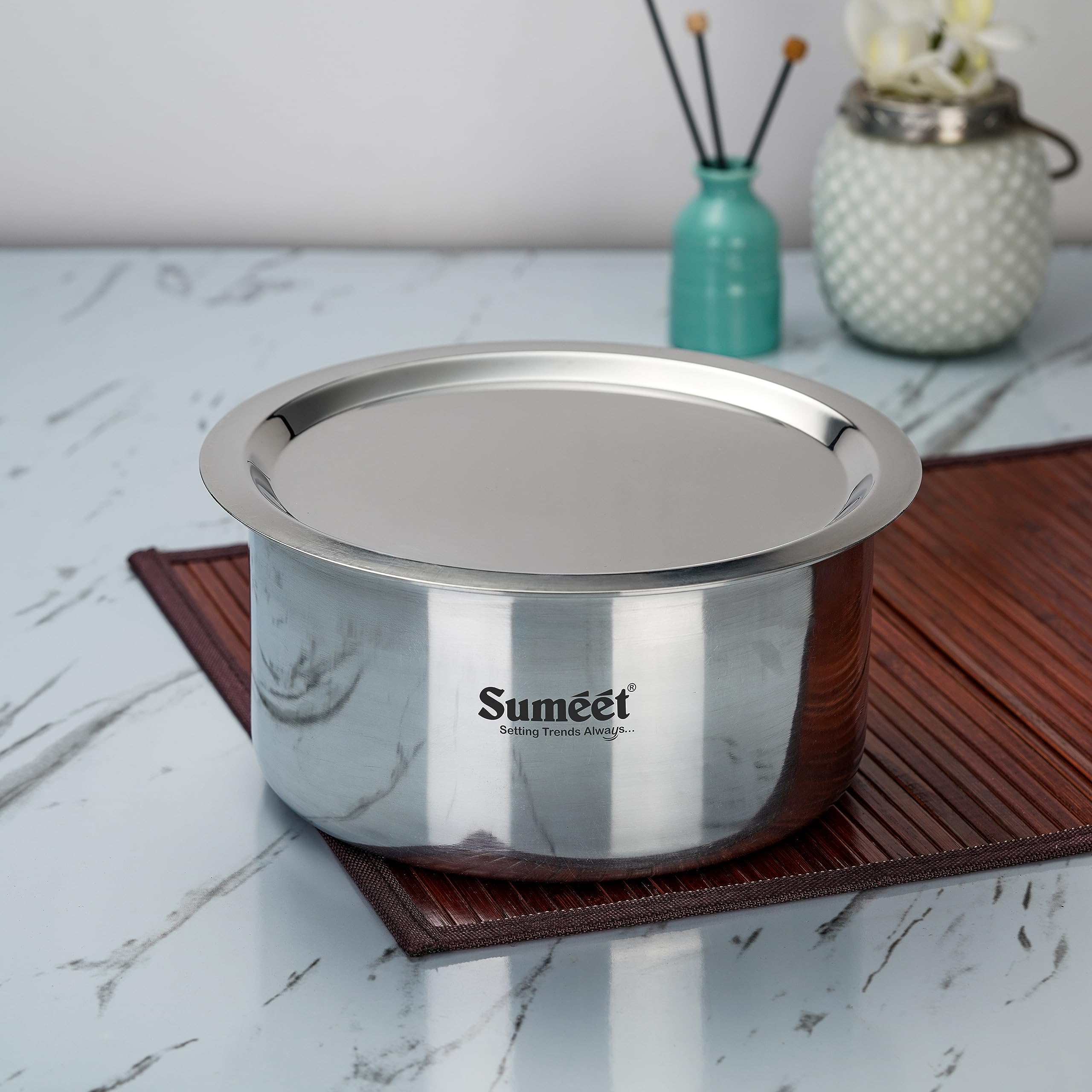 Sumeet 3mm Thick Aluminum Tope with Lid, 3Ltr, 22cm Dia