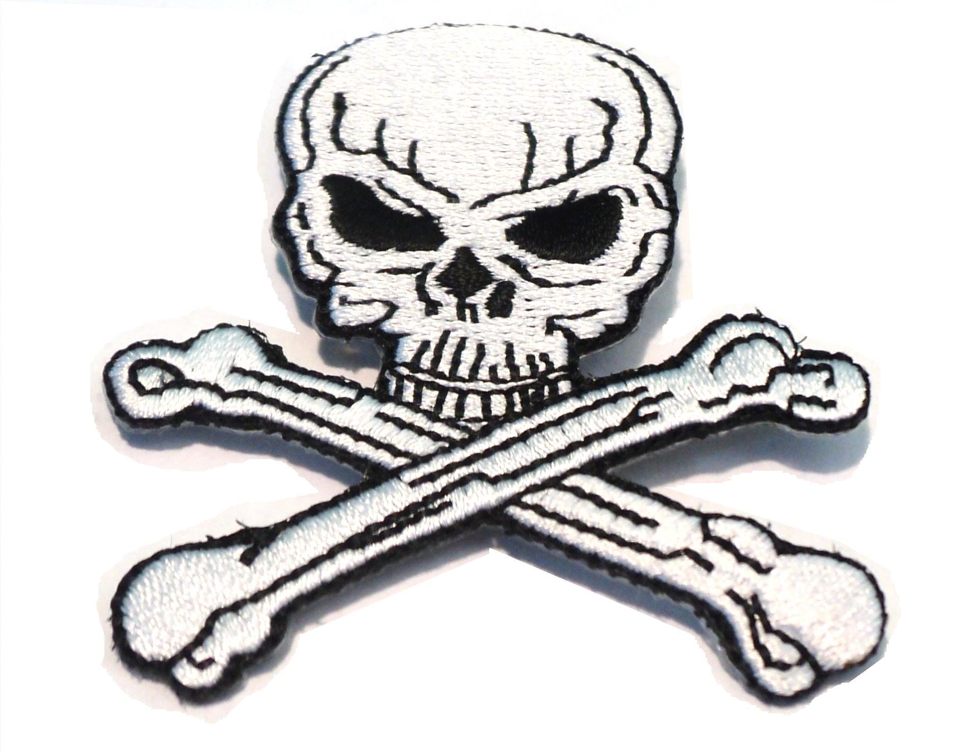 Sew-on Iron-on Embroidered Patch Skull & Crossbones (Cross Bones) Badge