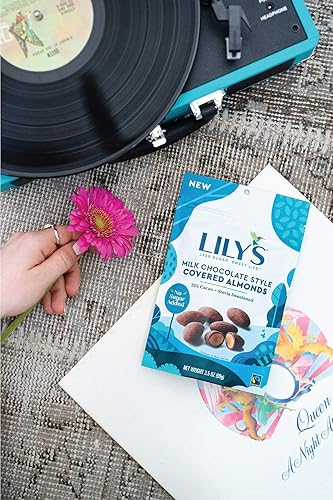 Miniatura 5 de Lily's Sweets - Almendras cubiertas estilo chocolate con leche, hechas con estevia, sin azúcar añadida, bajas en carbohidratos, aptas para ceto,