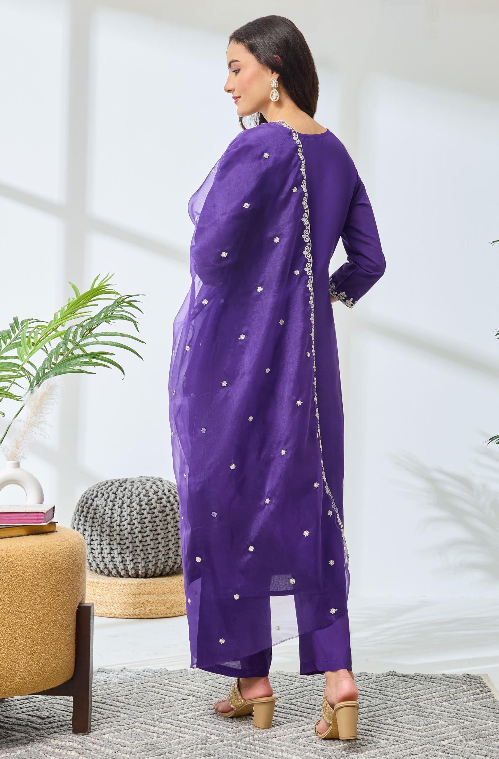 Janasya Women's Purple Silk Blend Embroidered Straight Kurta Set product image 3