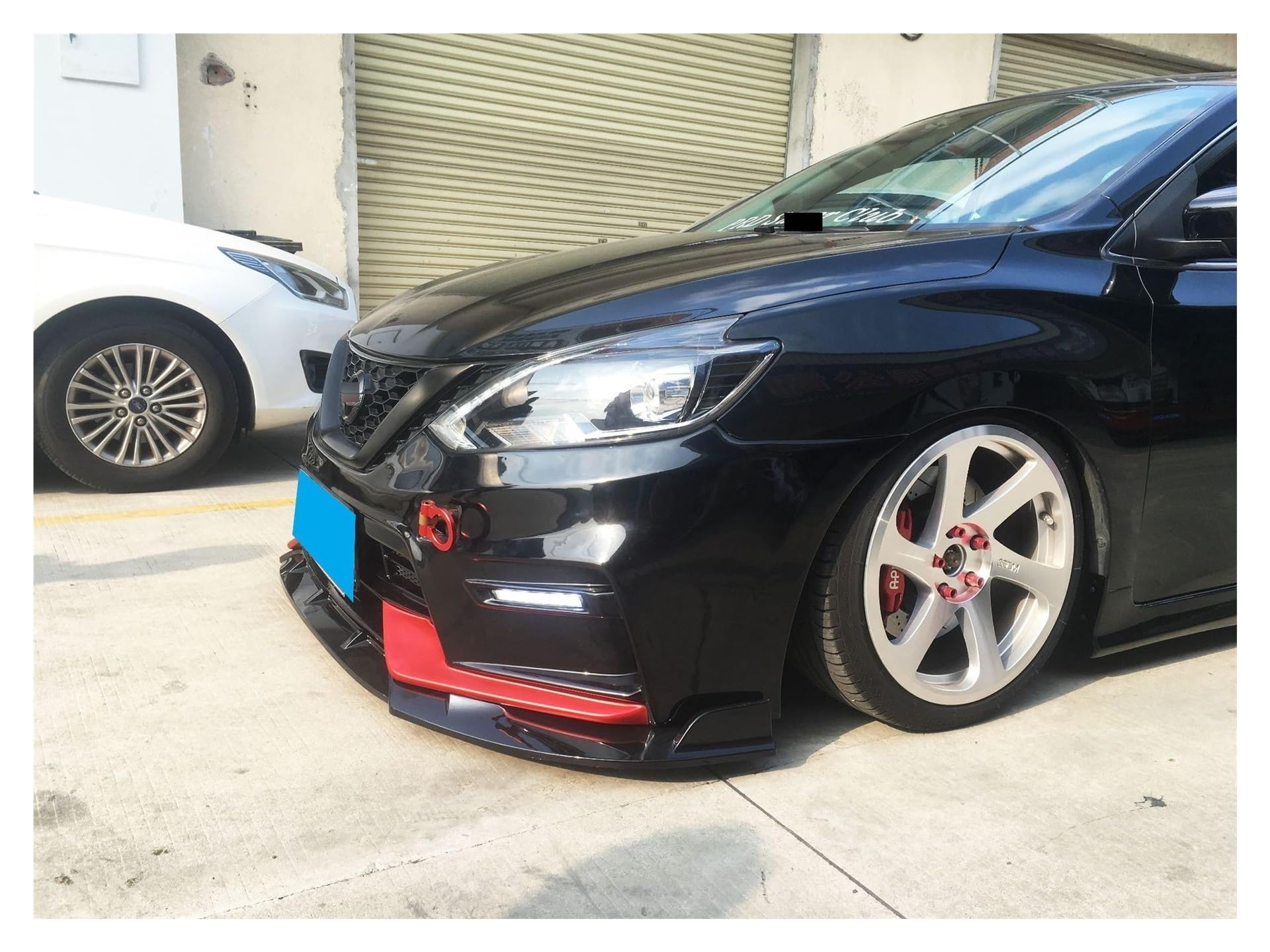 Kompatybilny dla Nissan Sylphy 2016-2019 przedni spojler zderzaka Spoiler boczny Splitter Spoiler Canards Body Kit deflektor Protector akcesoria samochodowe (Color : Carbon Fiber Look)