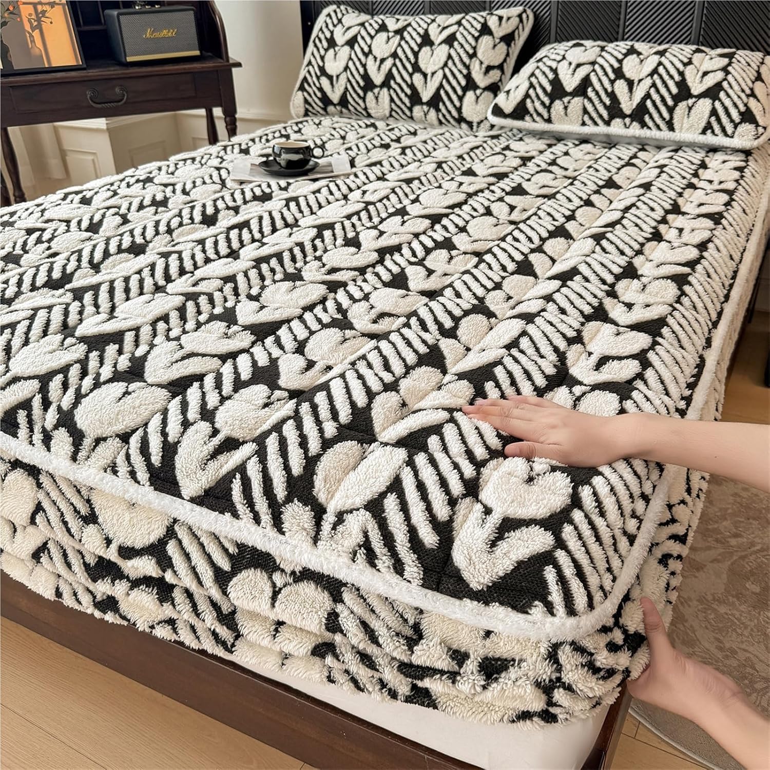 Elastic Bed Sheets, Plush Fluffy Velvet Fitted Sheet, Super Warm Winter Bottom Sheet with 11" Deep Pockets, Machine Washable and Non-Fade(G,Twin: 35x79in)