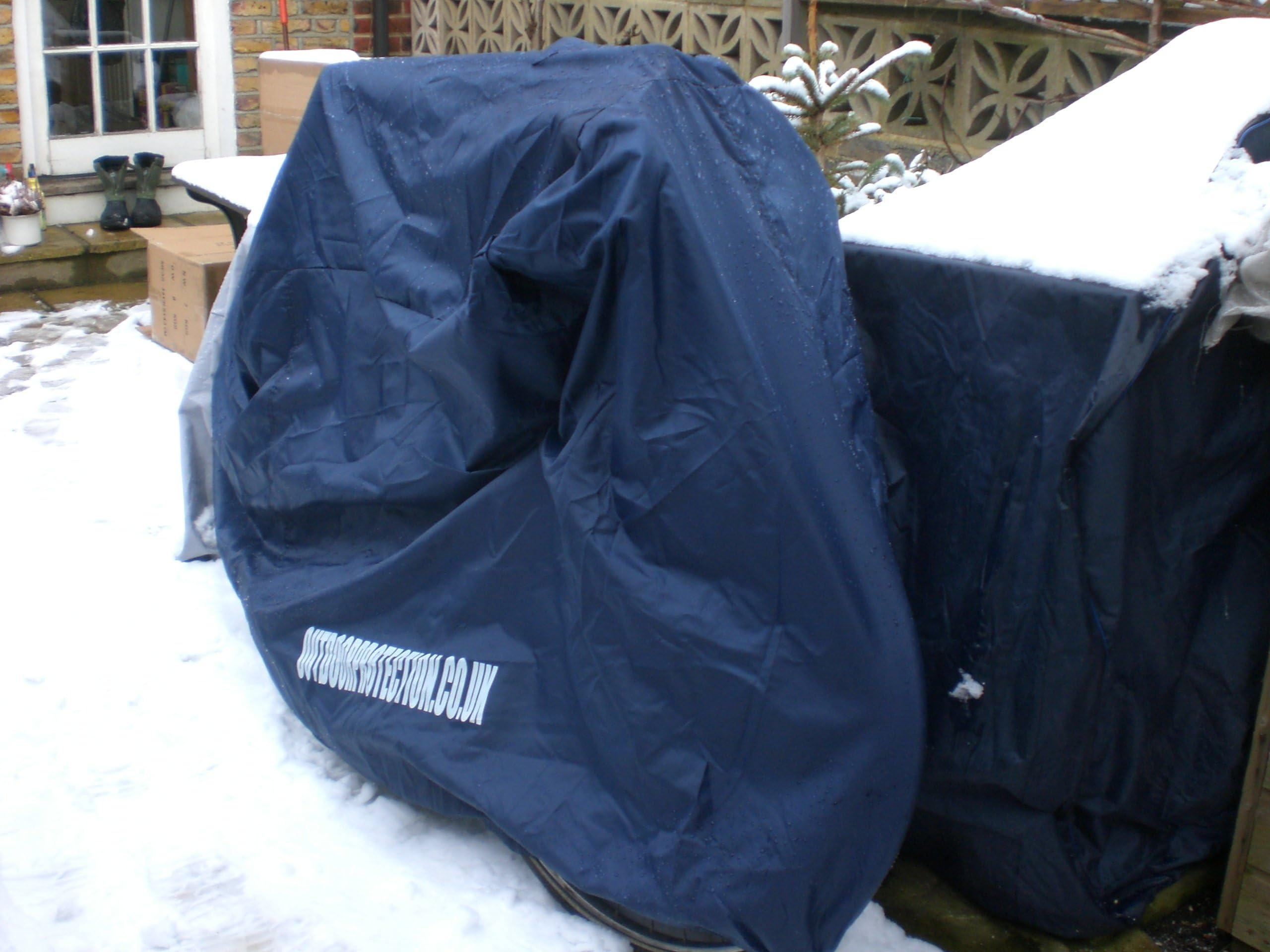 BIKE COVERS WATERPROOF MATERIAL AIR VENTED SECURE FIT ALL NEW STOCK
