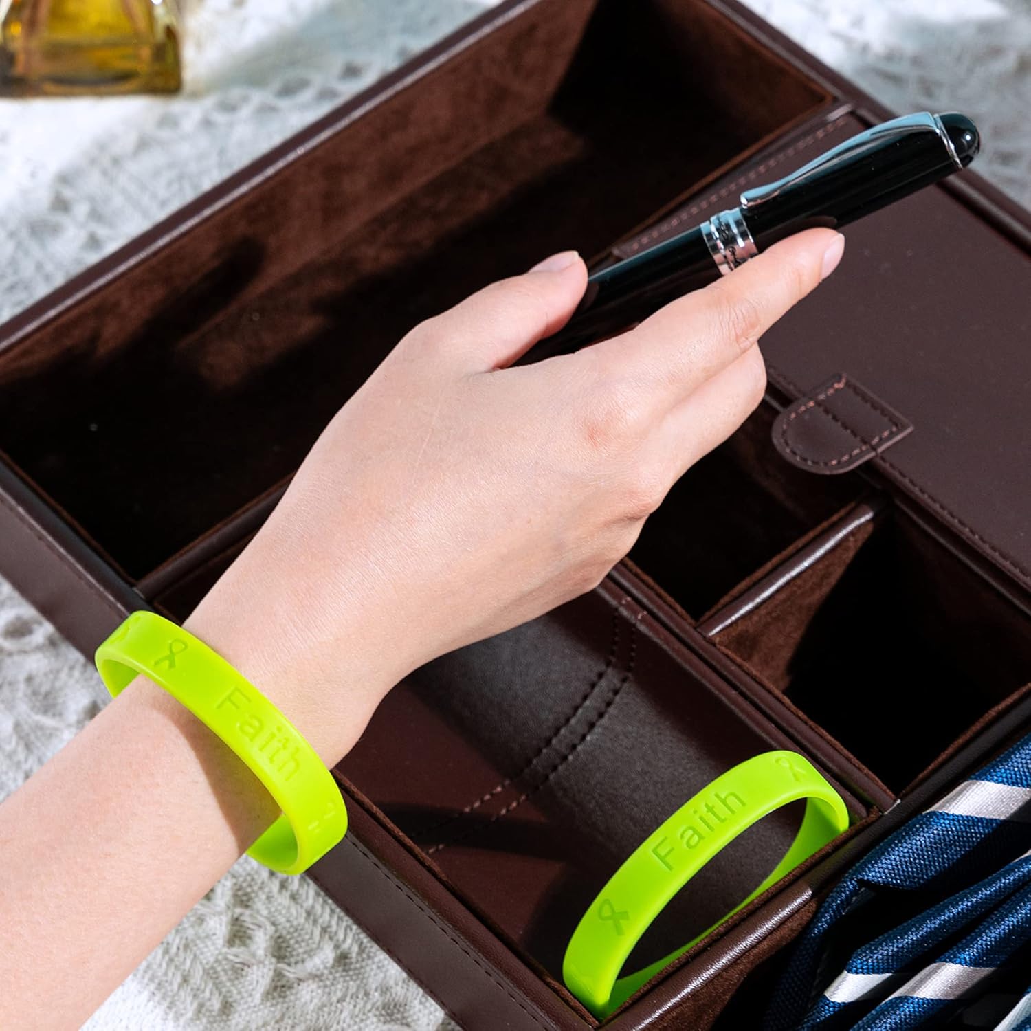 Lime Green Wholesale Pack Silicone Bracelets – Lime Green Bracelets for Non Hodgkin’s Lymphoma, Lyme Disease, Lymphoma, Muscular Dystrophy Awareness – Perfect for Support Groups & Fundraisers