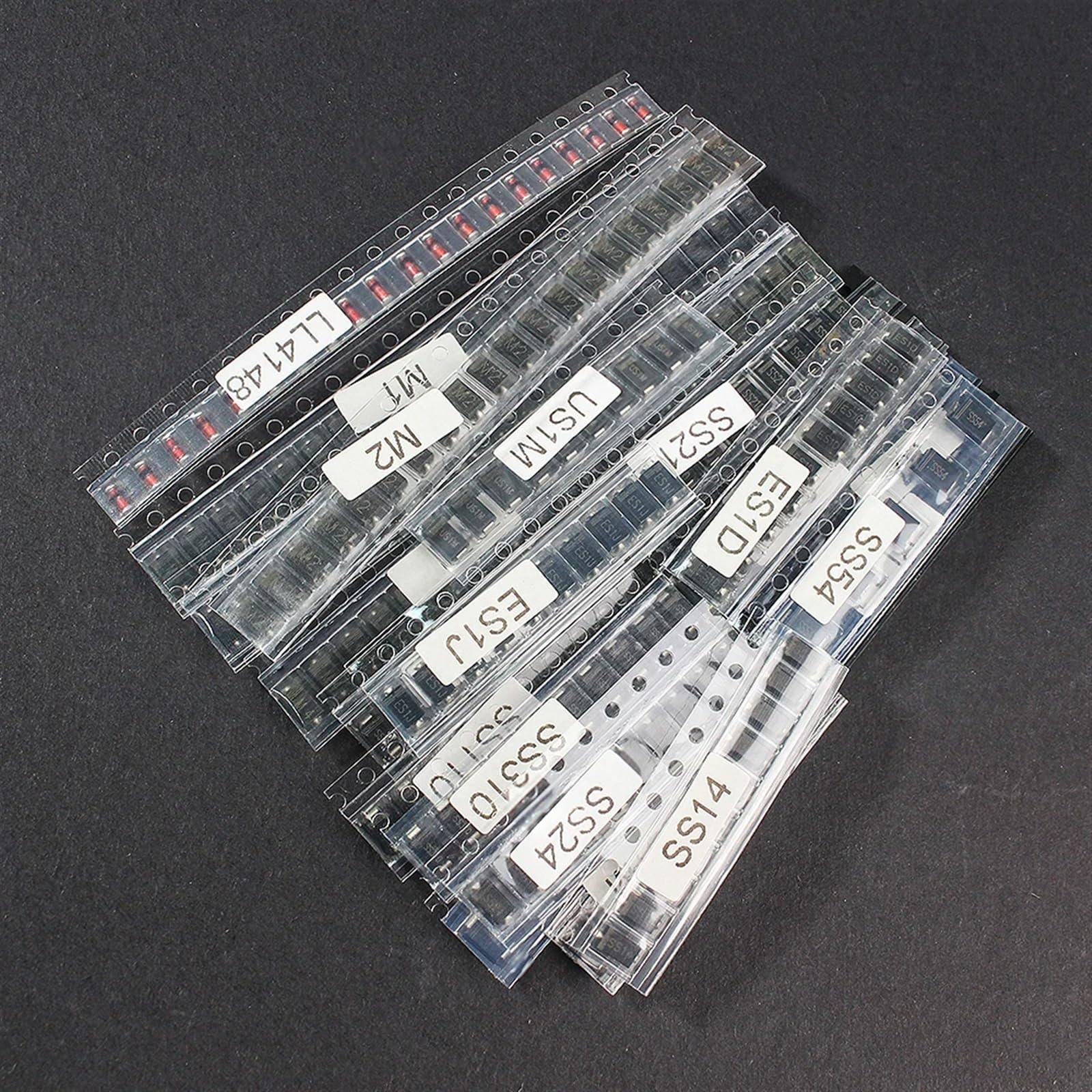 Kit surtido de 260 diodos conmutación y rectificadores Schottky: M1, M2, M4, M7, S2M, RS1M, US1M, ES1D, SS14, SS110, SS34