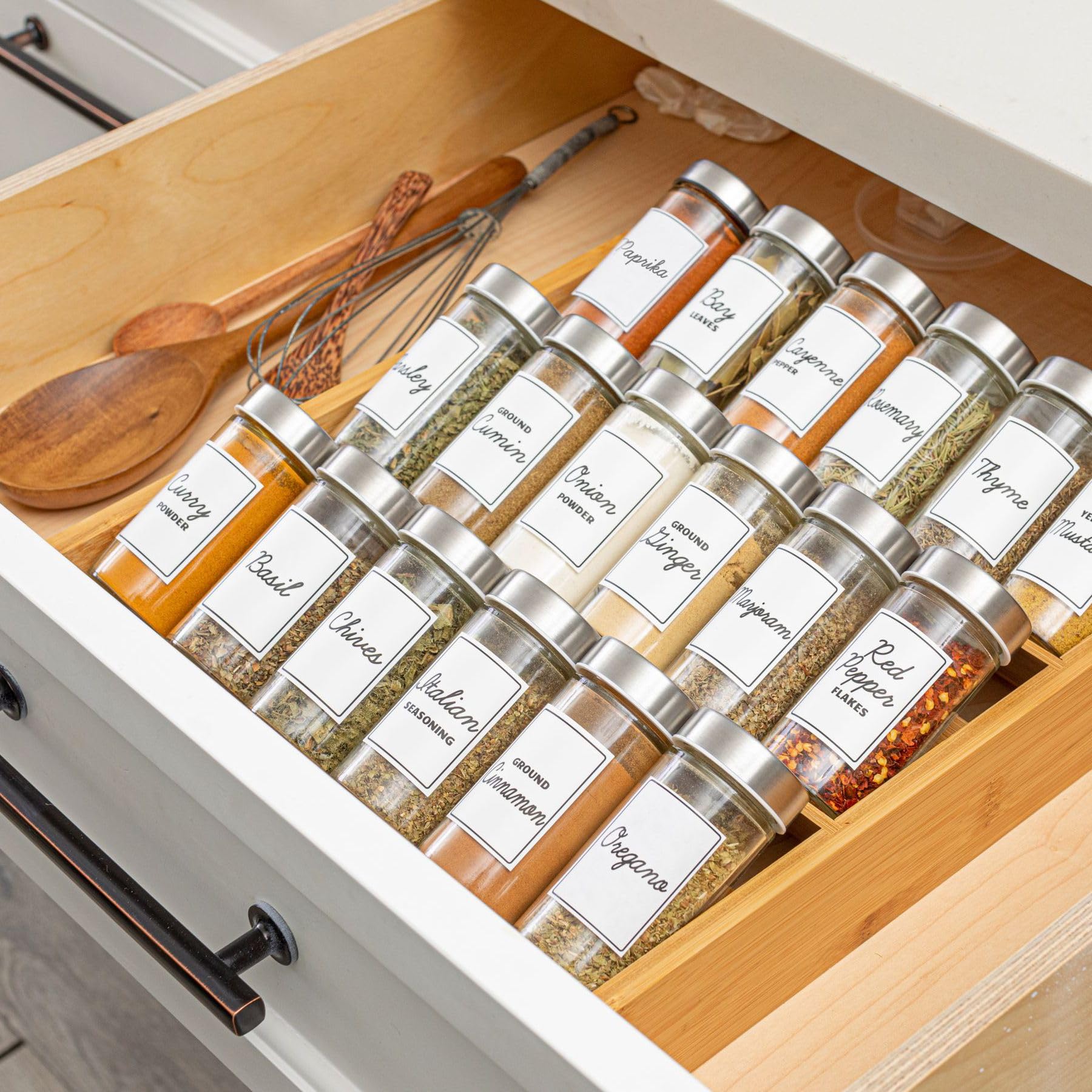 Orii Organiseur à épices compact en bambou pour comptoir et tiroir de cuisine, rempli d'épices, programme de recharge d'épices de 5 ans