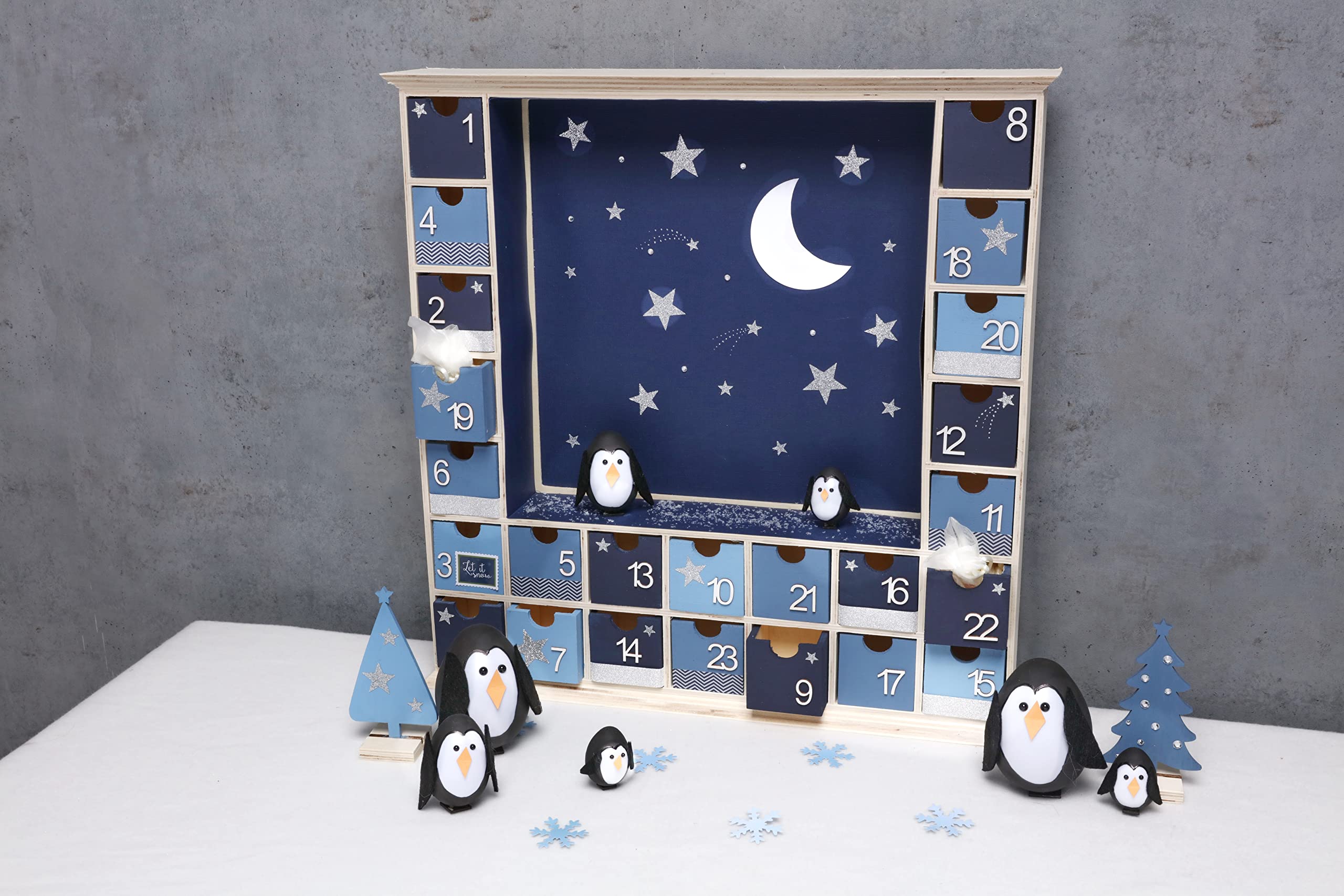 Artemio 14002558 Adventskalender aus Holz, quadratisch, mit Schachteln, 44 x 44 x 7 cm