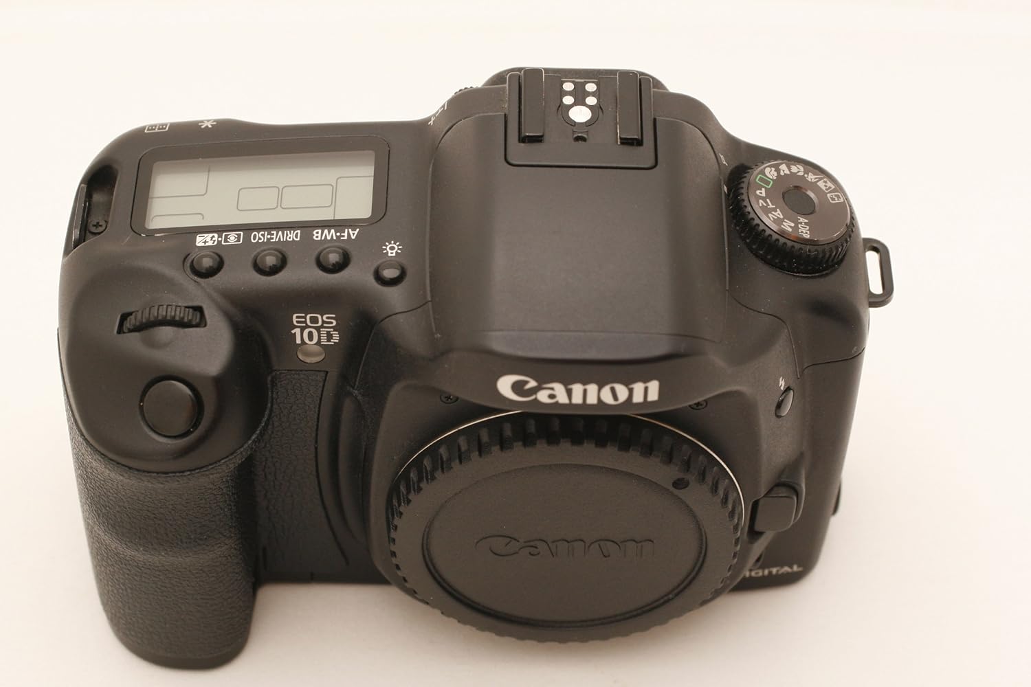 חֲזִית view of Canon EOS 10D camera body without lens