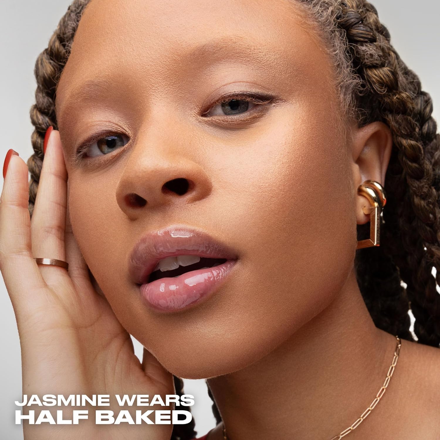 Urban Decay Face Bond Luminizer, Water-Resistant All-Over Liquid Highlighter + Bronzer, Face, Eye, and Body Glow Makeup, with 3% Niacinamide, Smudge-Resistant, Transfer-Resistant - 1 fl oz - Image 10