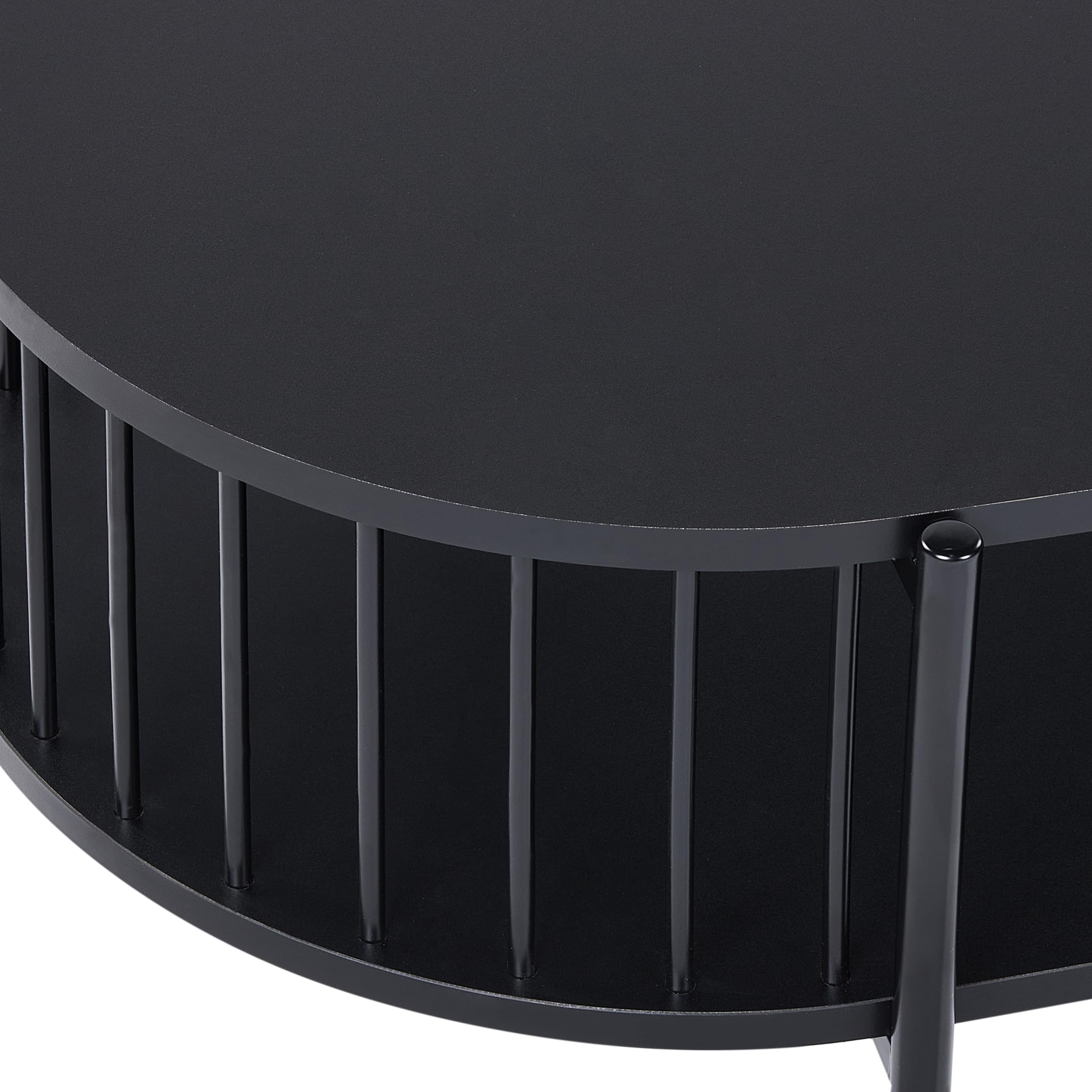 Beliani Couchtisch oval schwarz mit Metallbeinen Ablagefach offene Gitter-Optik Oreana