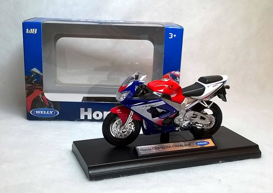 ホンダ CBR900RR FireBlade ミニカー 1/12 ホンダ CBR900RR FireBlade ミニカー 1/12 - メルカリ