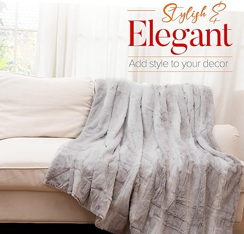 Miniatura 4 de Cheer Collection Manta de piel sintética para sofá cama dormitorio y sala de estar patrón de diseño de hojas suave y acogedor decoración elegante