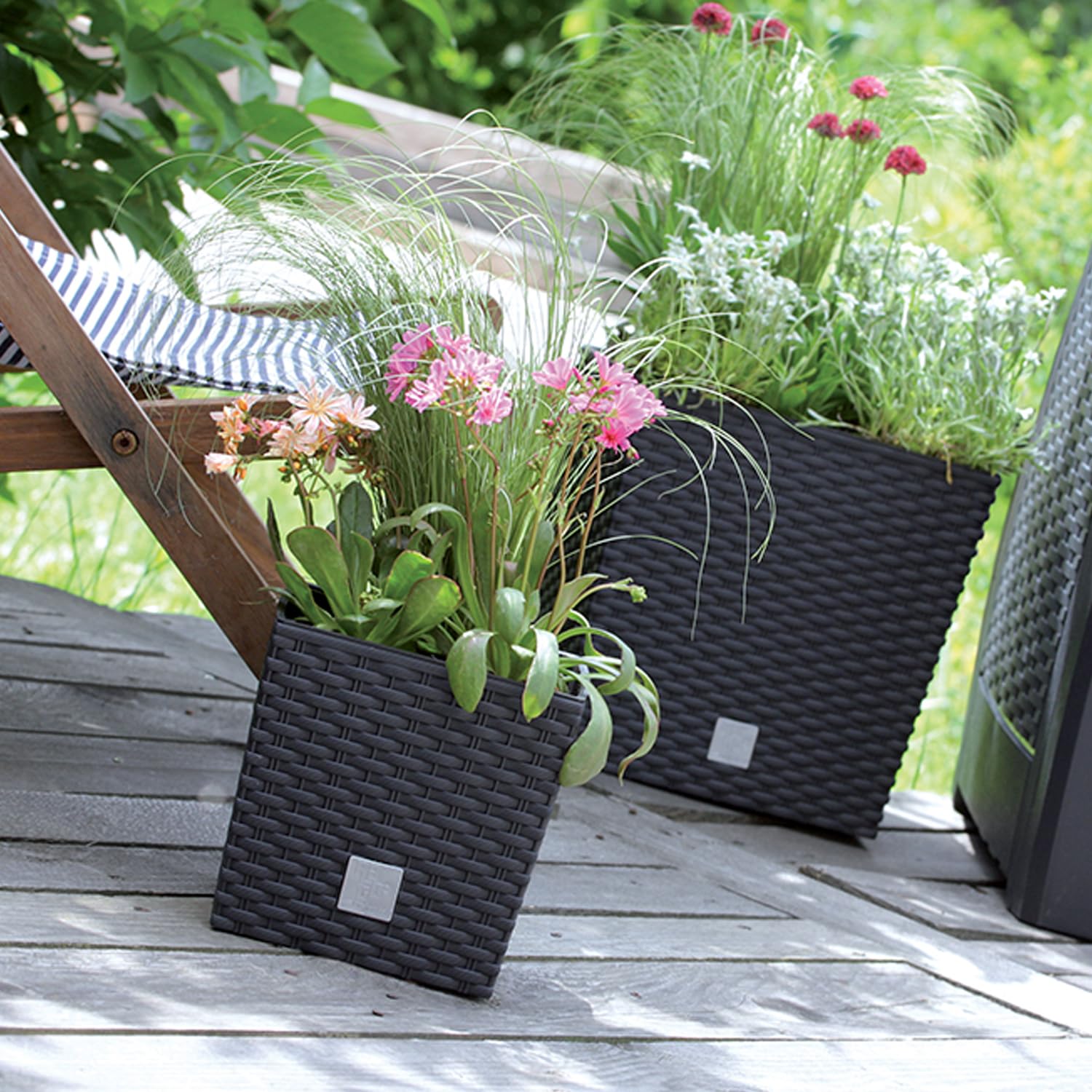 Prosperplast quadratisch Blumentopf in Rattan-Optik Rato Serie anthrazit Volumen 64 L, schwarz, 39 x 39 x 40,5 cm, DRTS400L-S433