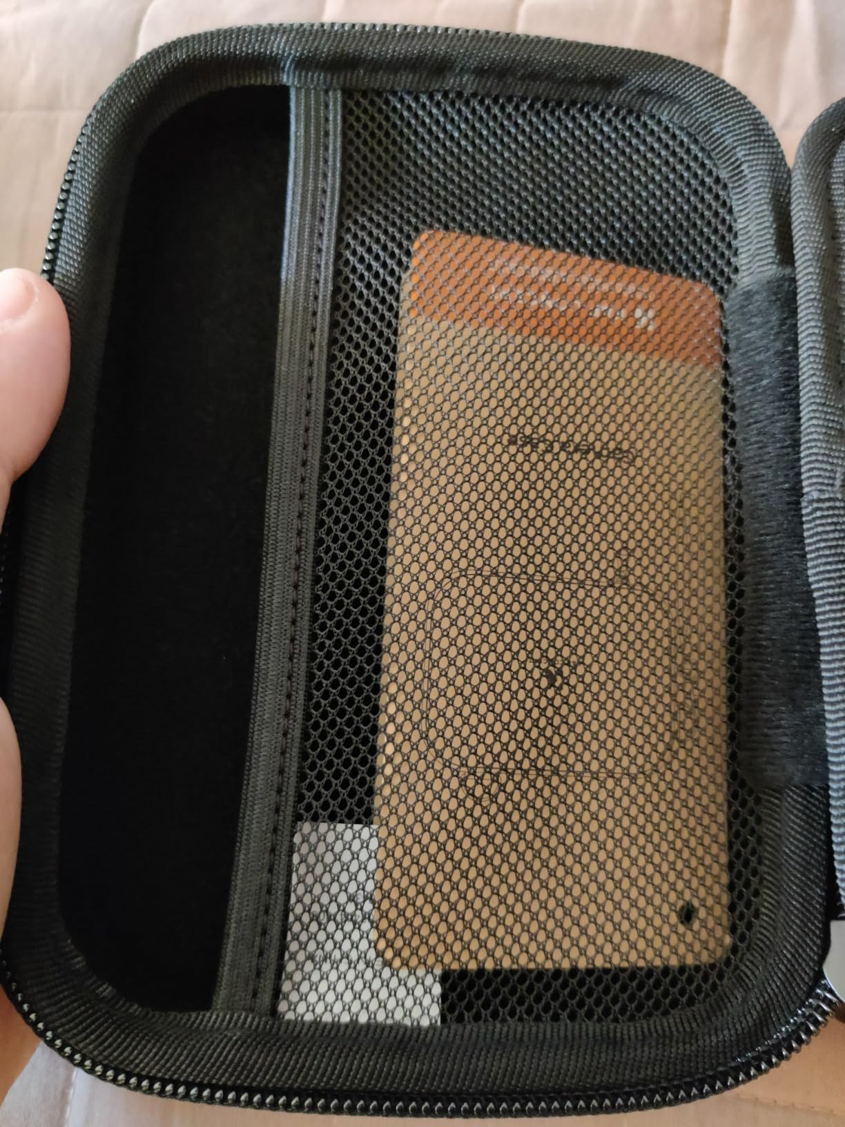 Hårt skal resväska för små bilar