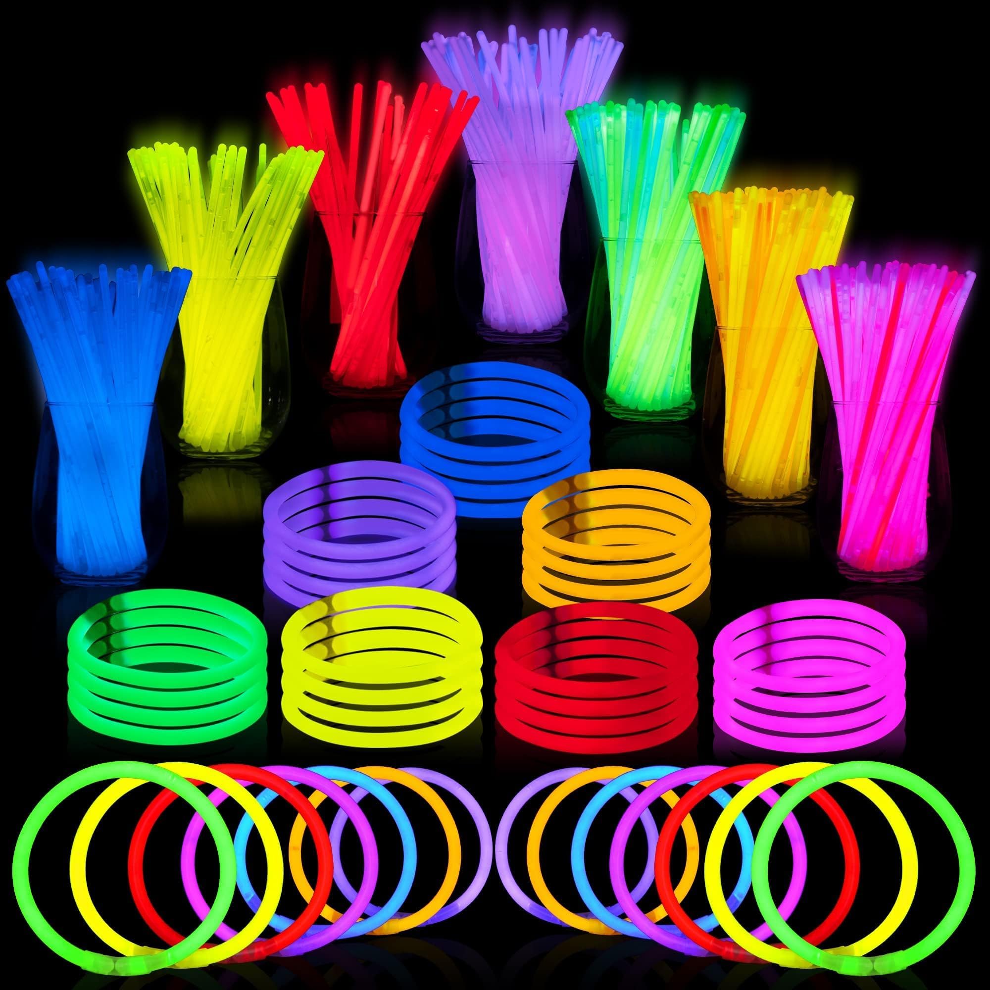 JOYIN 100 pcs Glow Sticks Bulk 8"(20cm), Glowsticks – Party Accessories for Bracelets and Necklaces, Accessories, Easter, Christmas, Halloween Party Supplies Pack