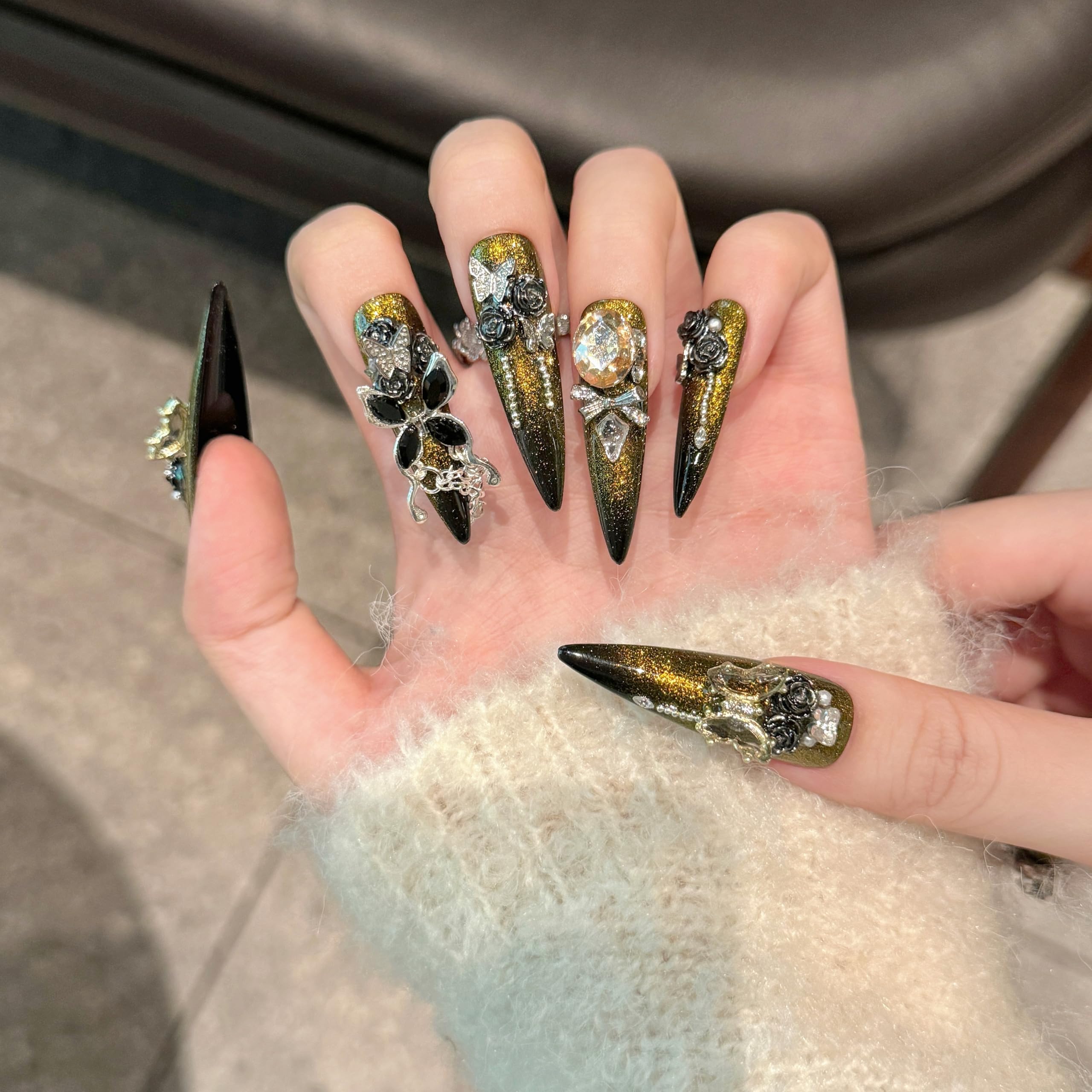 Liccom Press-On Nails - Uñas postizas elegantes con detalles dorados y cristales, diseño refinado y lujoso, fácil aplicación, reutilizables (L, L de 34 mm a 40 mm, estilete)