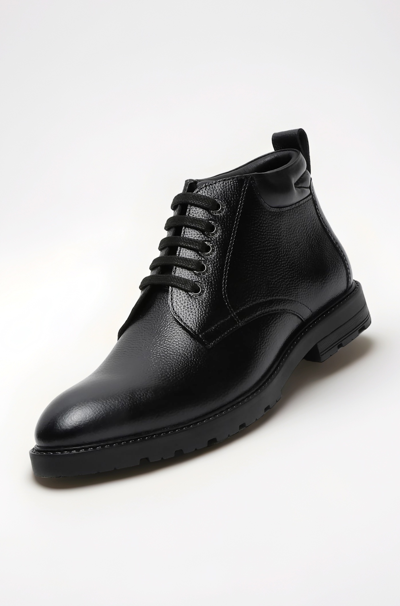 Chukka Boot for Men | High Ankle Italian Leather Boot | Handcrafted | Hiking and Biking Shoes | Brogue Style Lace-up Boot | Mens Formal Boot |Black |(BT-WBNDCKBGJB)