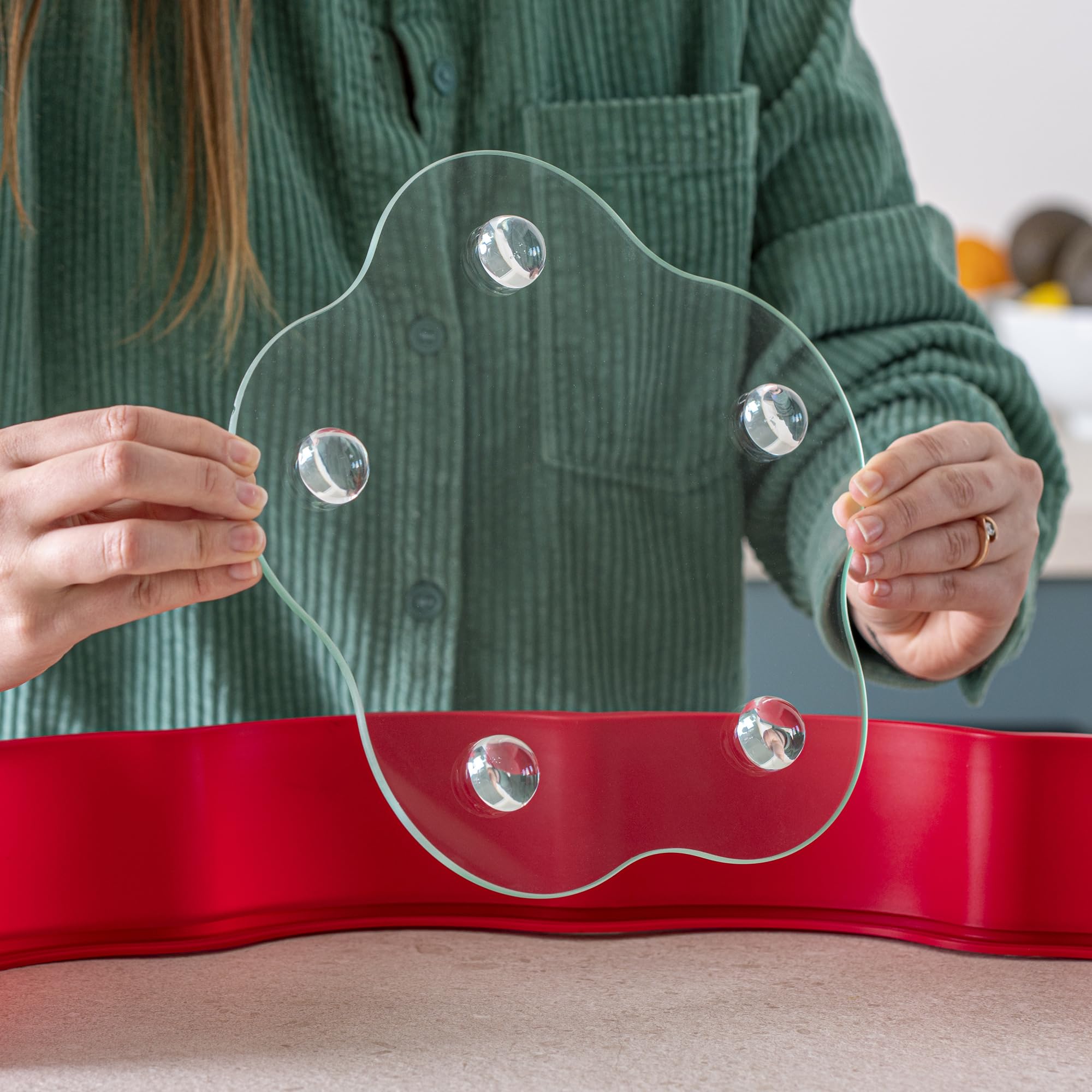 coox Springform Blume mit Glas-Servierplatte & Glasfüßen Ø 26 cm - Backen & Servieren in Einem I Antihaft-Silikon I Spülmaschinenfest I Kein Umsetzen I BPA-frei Rot