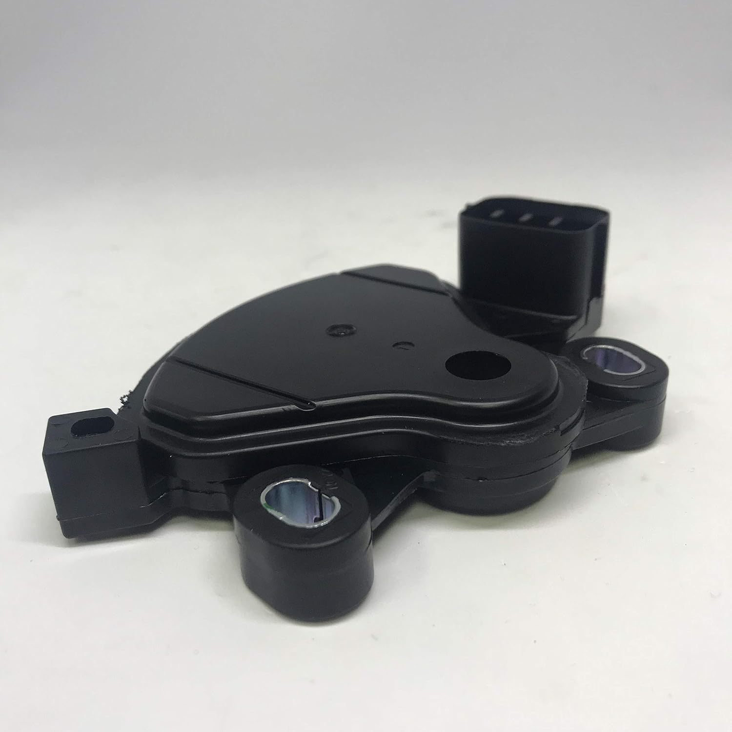 Genuine OEM 42700-39055 Inhibitor Switch / 4270039055 for select Hyundai Kia models/Replaces 4270039050