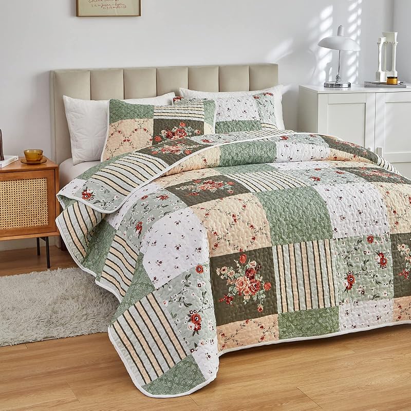 Patchwork Quilt Set Full/Queen Size, 3 Pieces Green Floral Plaid Summer Bedspread Coverlet Set, Soft Microfiber Reversible Lightweight Bed Cover for All Season (90" x 90", 1 Quilt+ 2 Pillow Shams) image 2