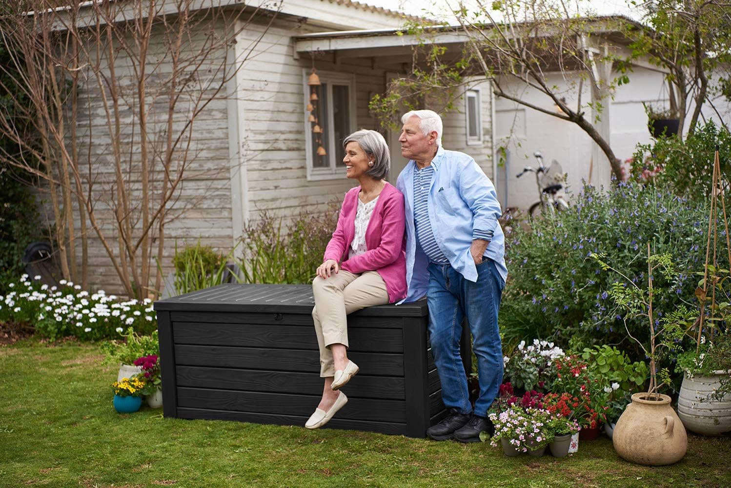Keter Westwood 150 Gallon Resin Large Deck Box-Organization and Storage for Patio Furniture, Outdoor Cushions, Garden Tools and Pool Toys, Dark Grey : Patio, Lawn & Garden