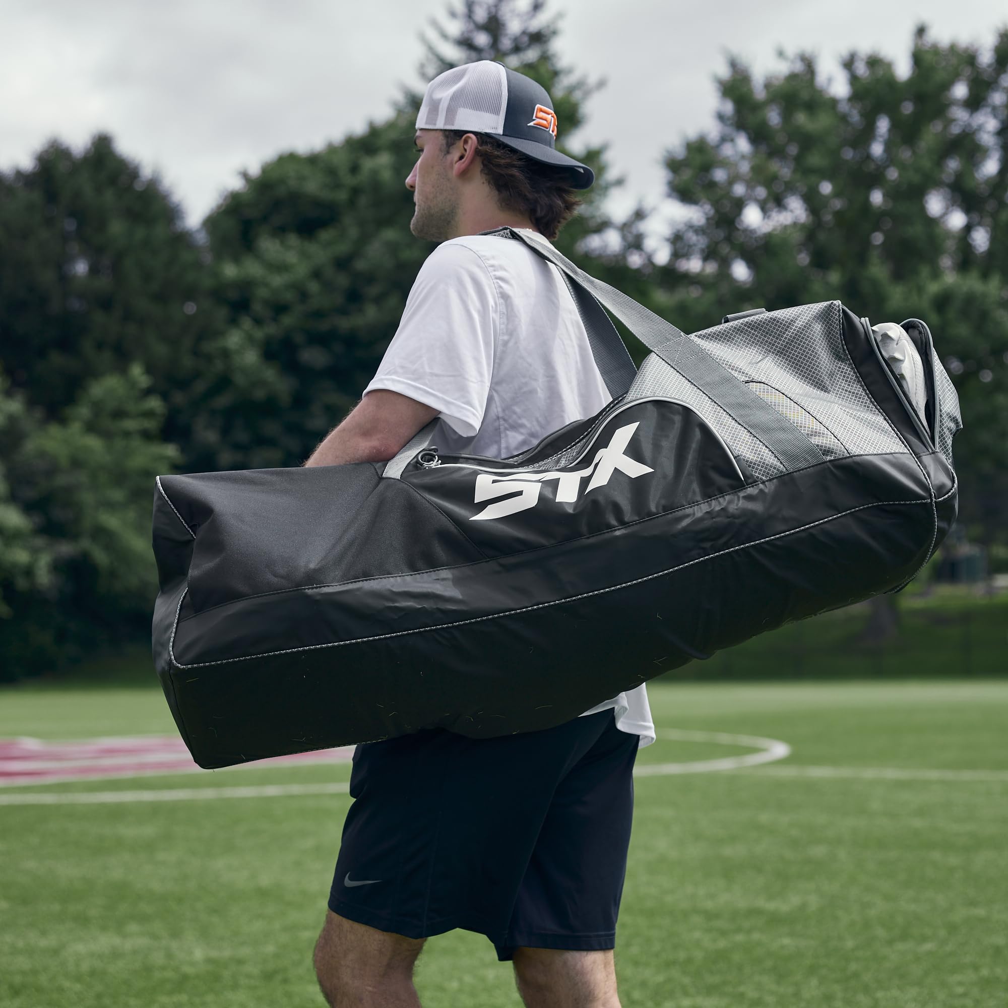 Amazon.com : STX Lacrosse Challenger Lacrosse Equipment Bag, Black