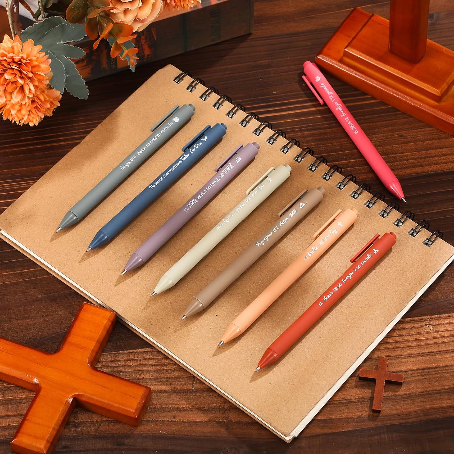 Sayglossy 80 Pcs Spanish Bible Verse Pens Christian Ballpoint Pens Inspirational Quotes Writing Tool Small Retractable Tiny Black Ink Religious Gifts for Women Men Office School (Light Color)