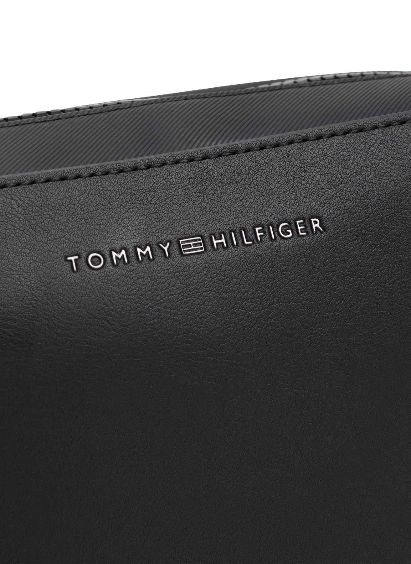 Tommy Hilfiger TH FOUNDATION WASHBAG, COLOR BLACK BDS - BLACK ONE SIZE, Bds - Black, Einheitsgröße, Streetwear