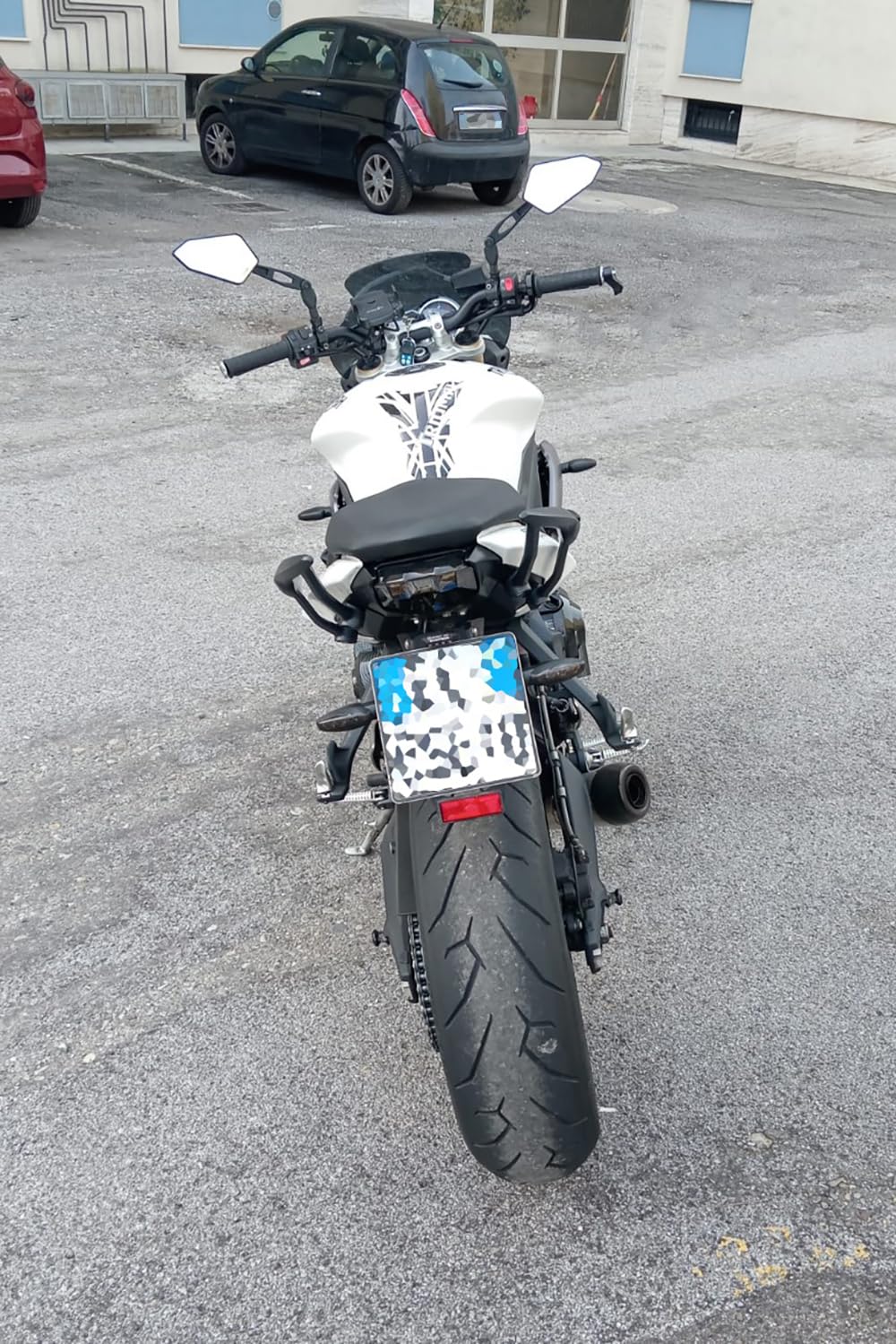 aVDB-moto Fanale Posteriore/Luce Stop LED compatibile con TRIUMPH STREET TRIPLE 765 S/R 2017-2019, 675 / R/X/RX/S 2013-17, 765 RS 2017-19, DAYTONA MOTO2 765 2020-21 Frecce Integrate (Chiaro)