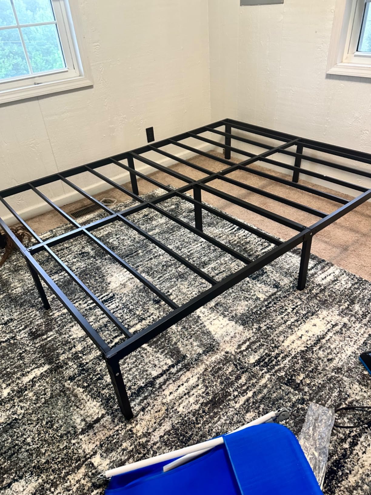 16/mo Finance FSCHOS BedFrameQueen, 16 Inch Metal Platform Queen
