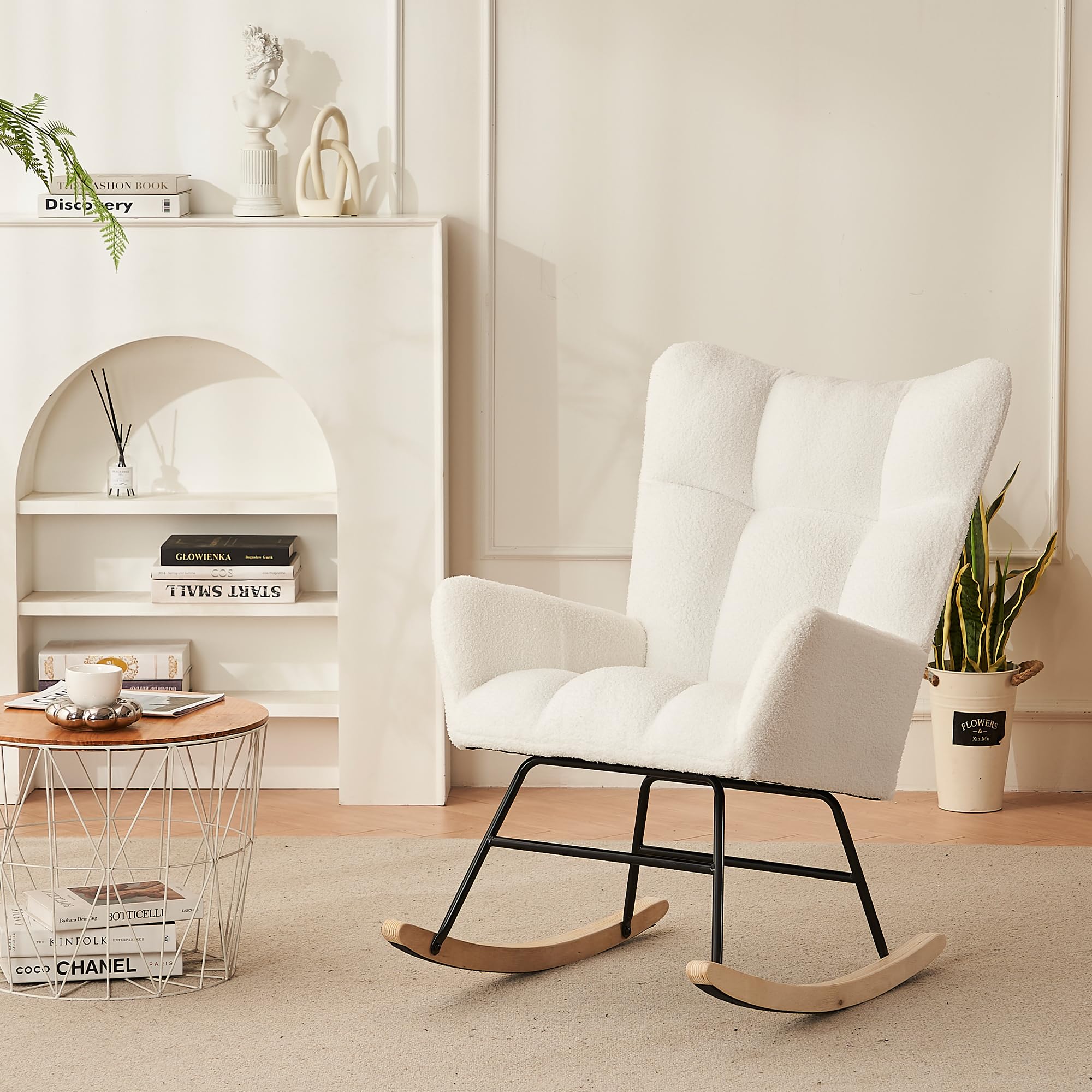 Mecedora, mecedora, sillón de lectura, sillón con respaldo alto y reposabrazos, de terciopelo de peluche, para salón, dormitorio y patios, 95 x 53,5 x 91 cm (blanco)